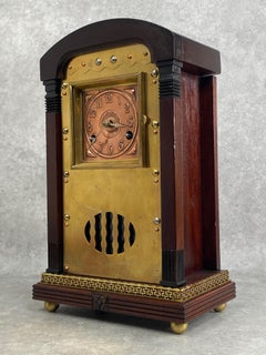 Jugendstil-Kaminuhr des Kaminsimses von Junghans Darmstadt