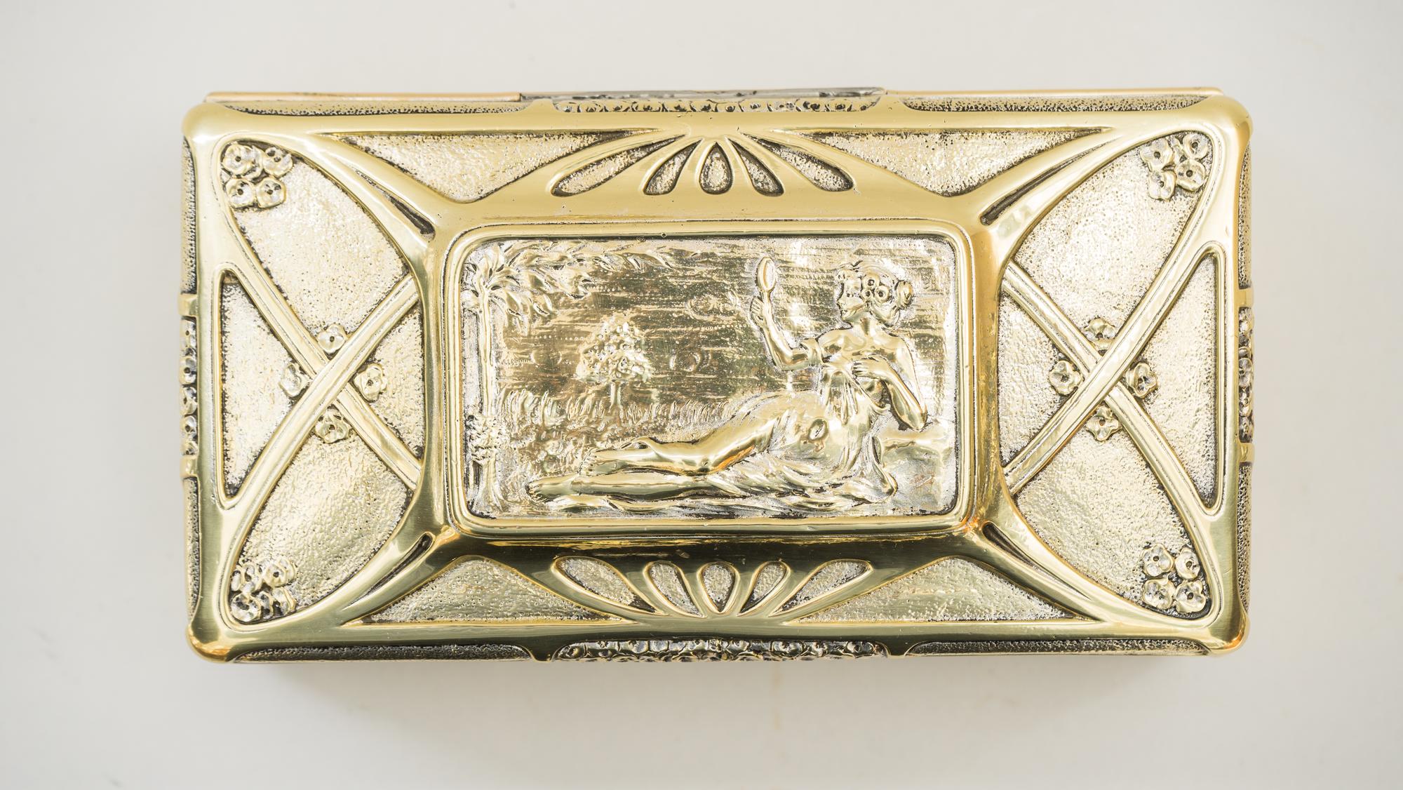 Jugendstil Massive Jewelry Box, Vienna, circa 1908s 9