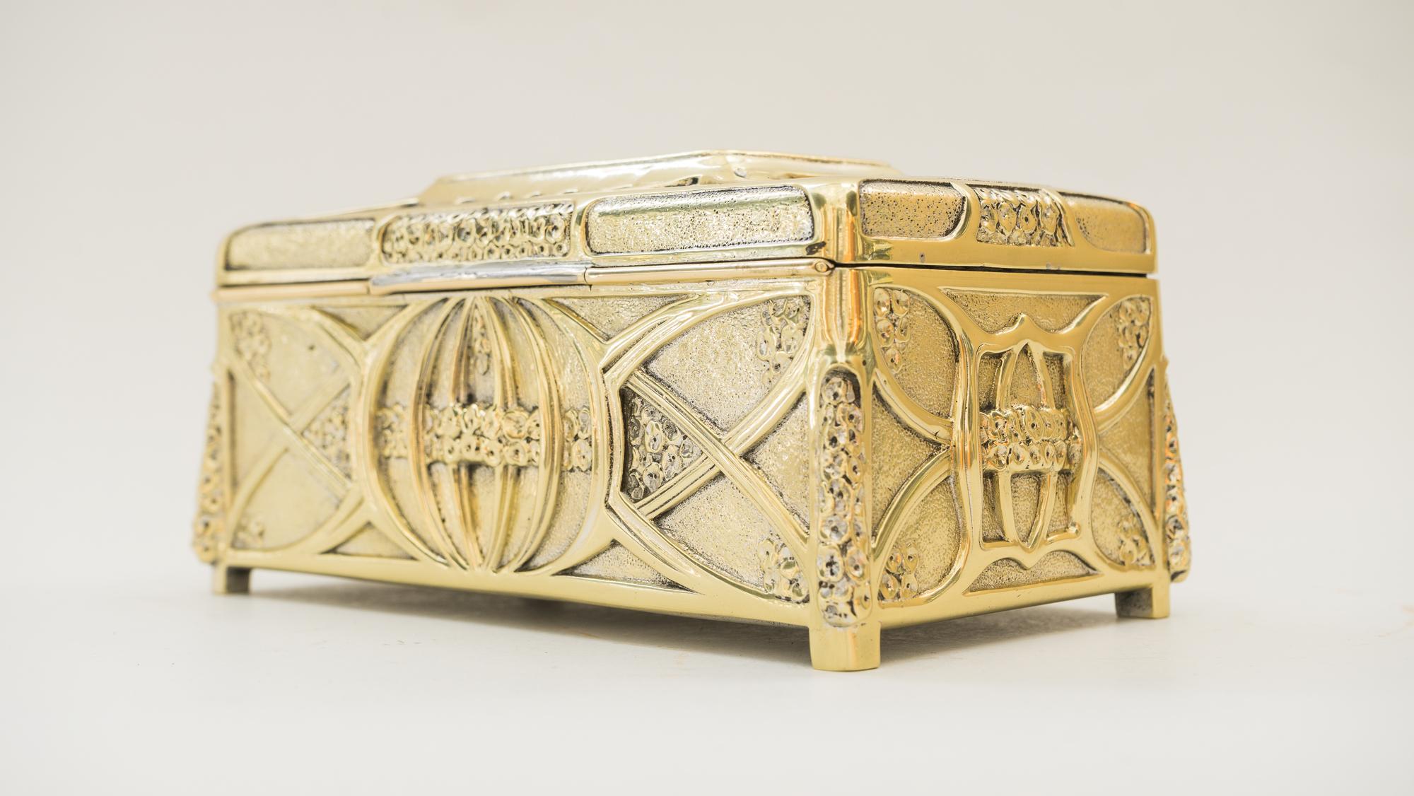Early 20th Century Jugendstil Massive Jewelry Box, Vienna, circa 1908s