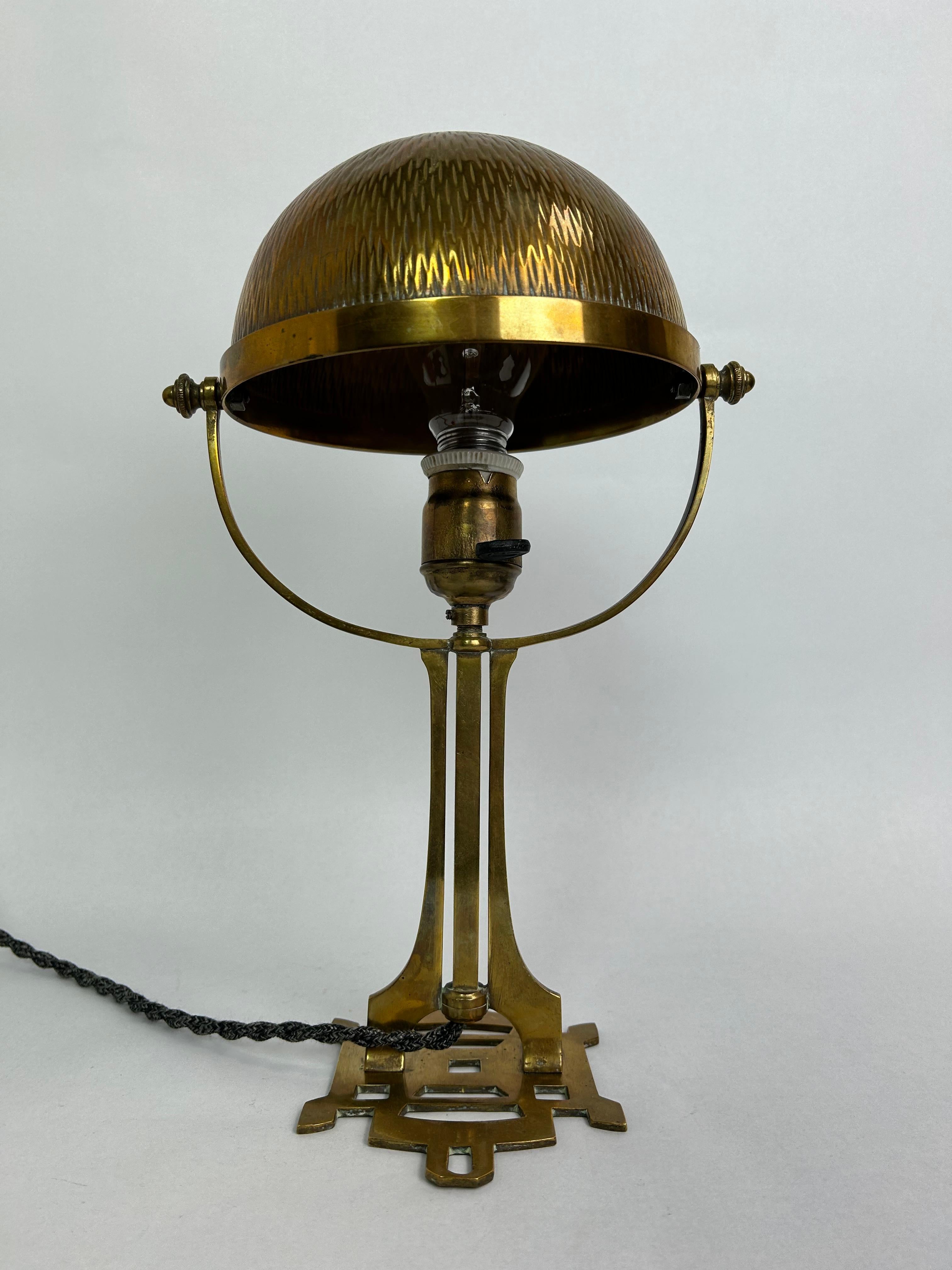 Lampe de bureau Jugendstil à champignon en excellent état d'origine.