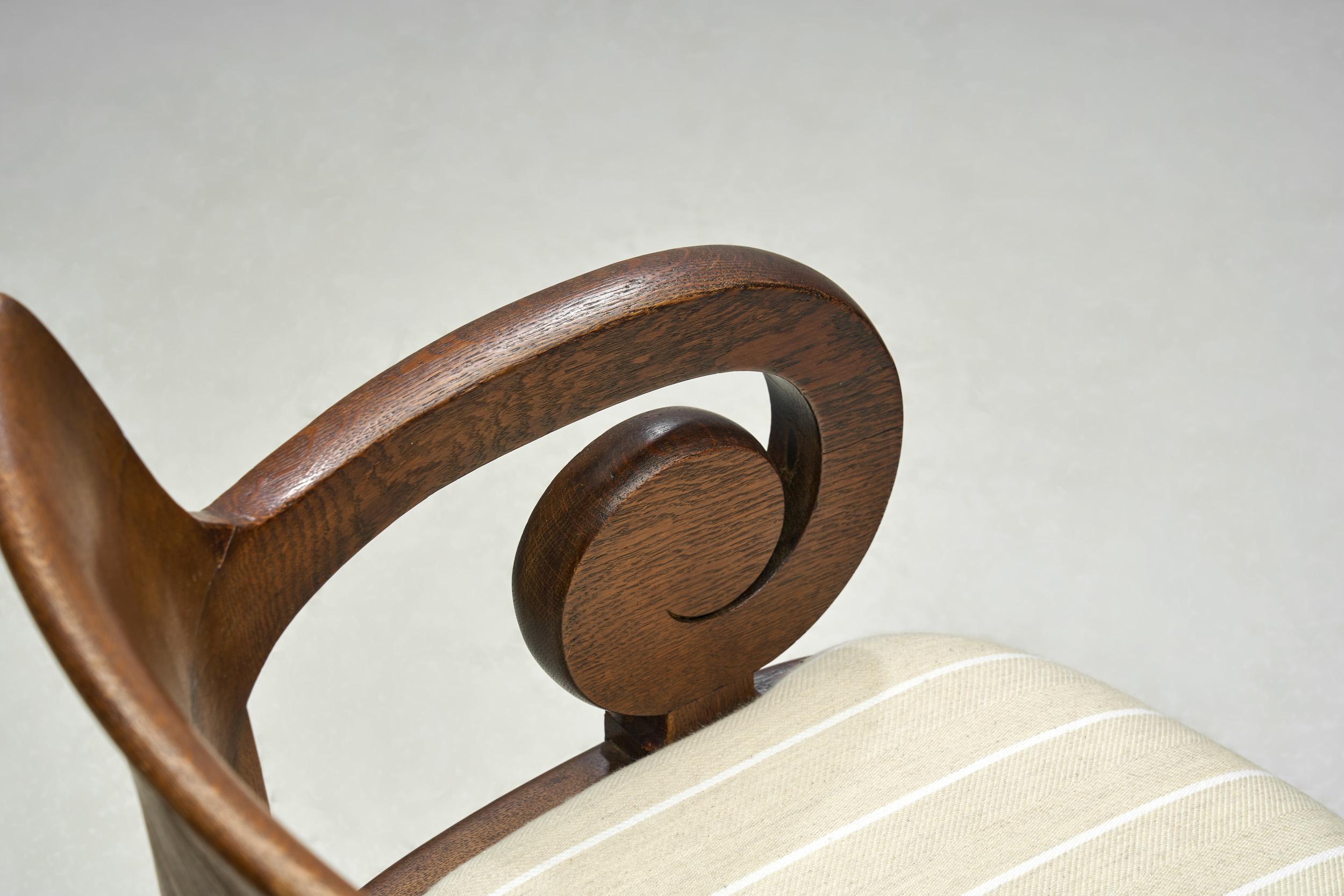 Jugendstil Oak Armchair by Nordiska Kompaniet, Sweden 1913 For Sale 4