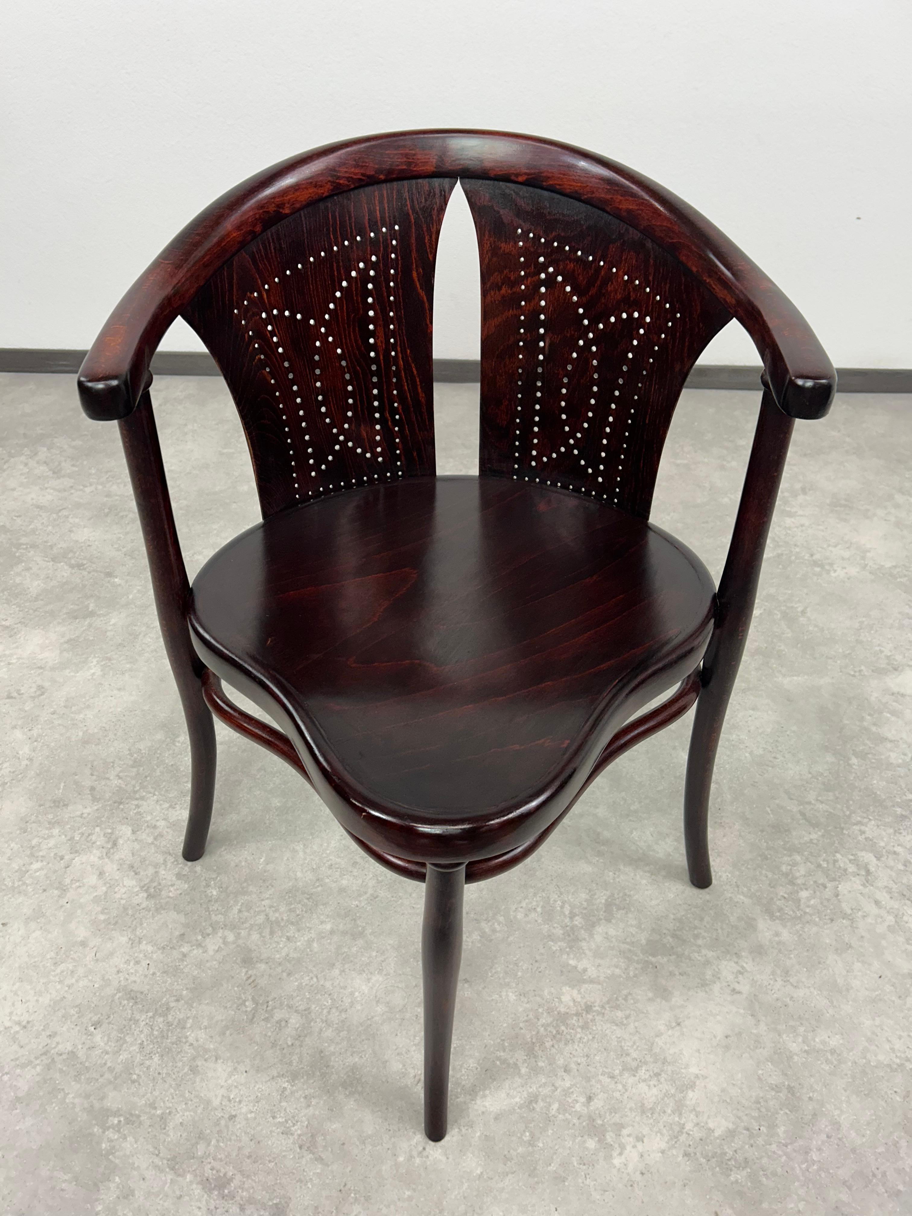 Jugendstil-Bürostuhl Nr. 1 von Thonet. Professionell gebeizt und neu poliert.
