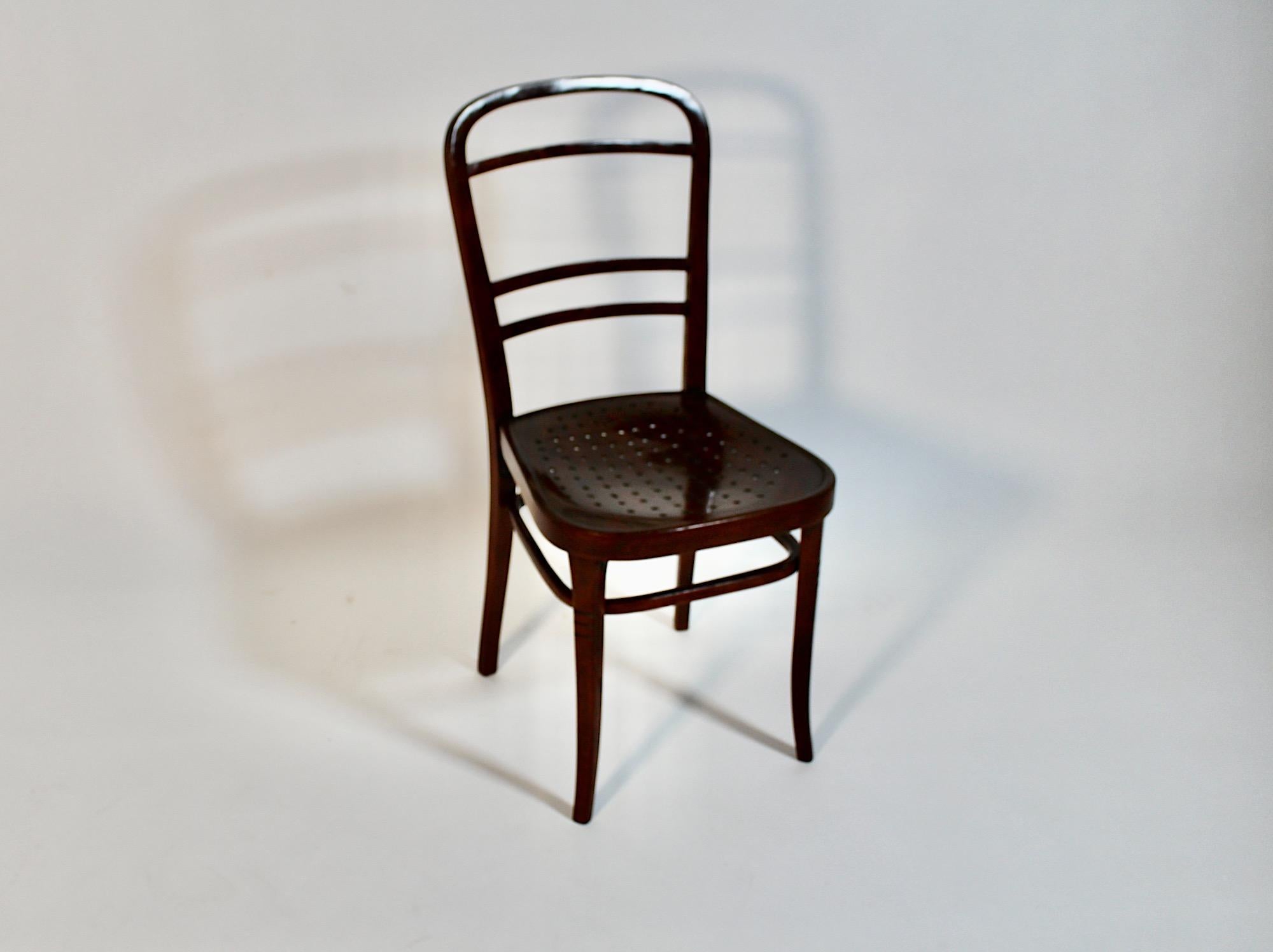 Jugendstil Otto Wagner Stuhl Braunbuche für J & J Kohn Postsparkasse 1902 (Buchenholz) im Angebot