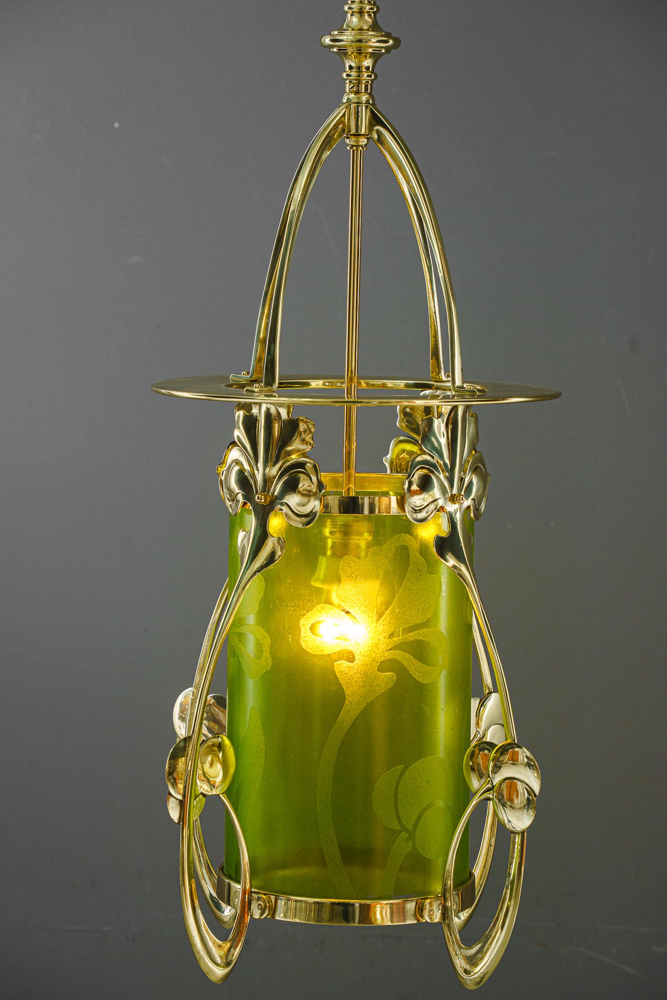 Jugendstil-Pendelleuchte mit handbemalter Glasschirm Vienna aus der Zeit um 1908 im Angebot 6