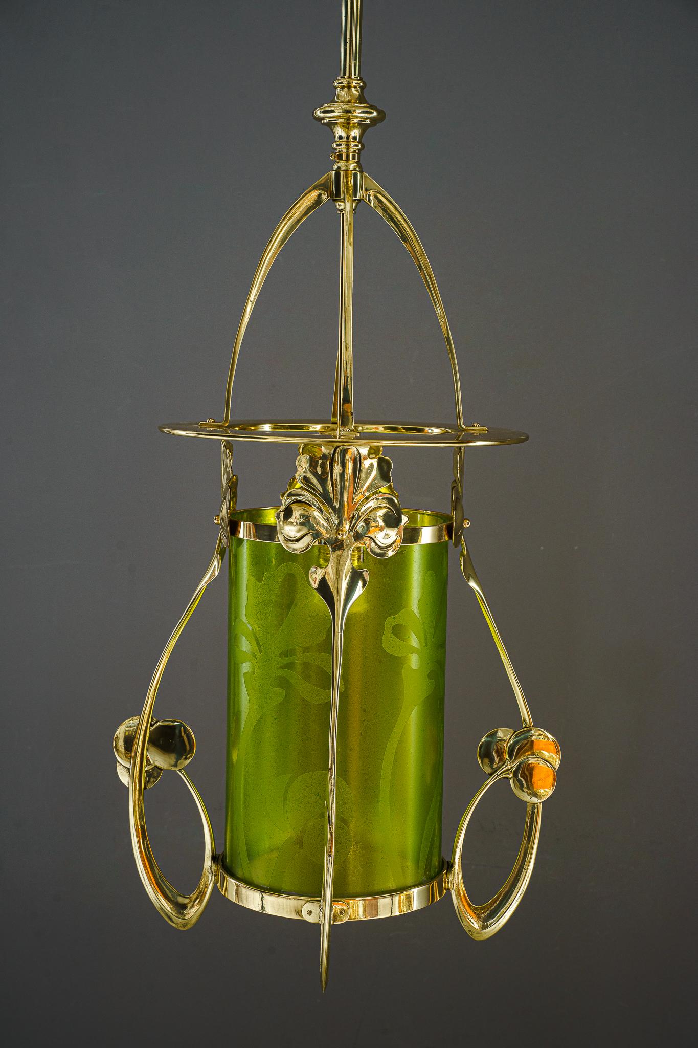 Jugendstil-Pendelleuchte mit handbemalter Glasschirm Vienna aus der Zeit um 1908 im Angebot 12