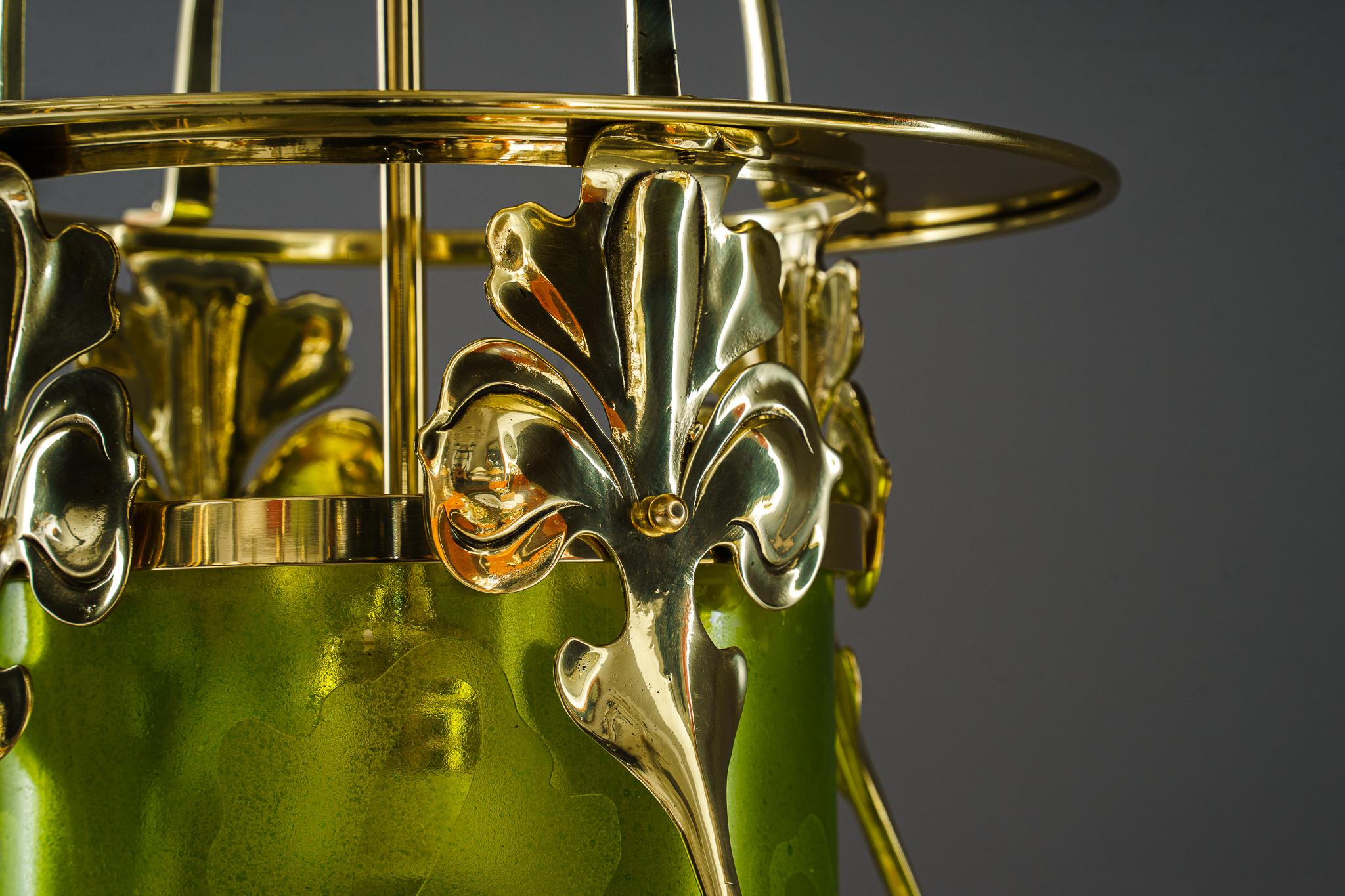 Jugendstil-Pendelleuchte mit handbemalter Glasschirm Vienna aus der Zeit um 1908 im Angebot 2