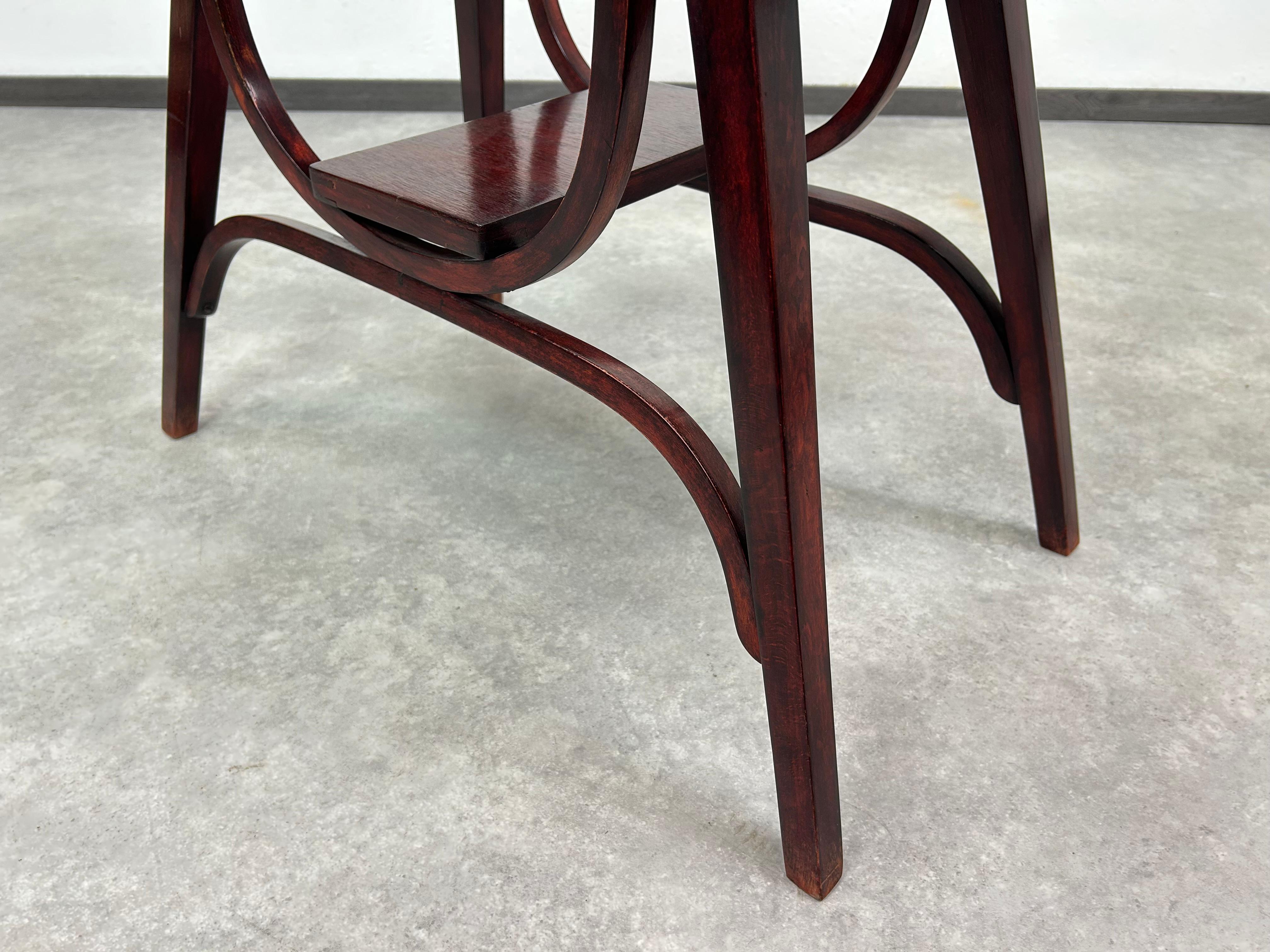 Planta Jugendstil stan de Thonet en venta 1