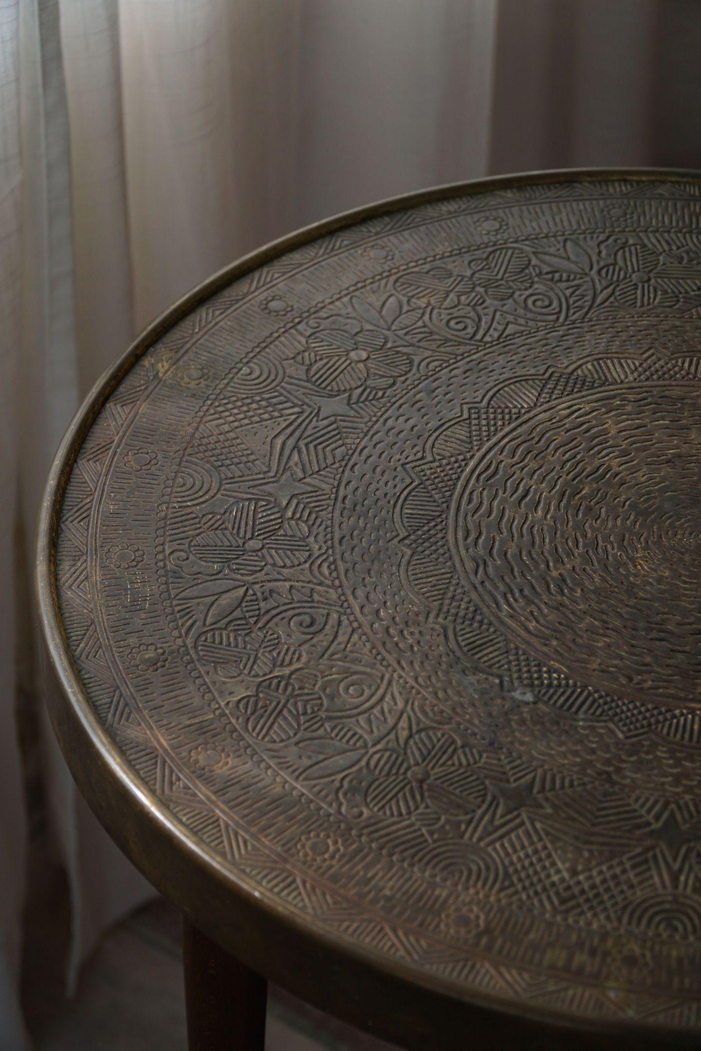 Austrian Jugendstil Round Side Table in Solid Oak & Brass Top, Adolf Loos, Austria, 1920s