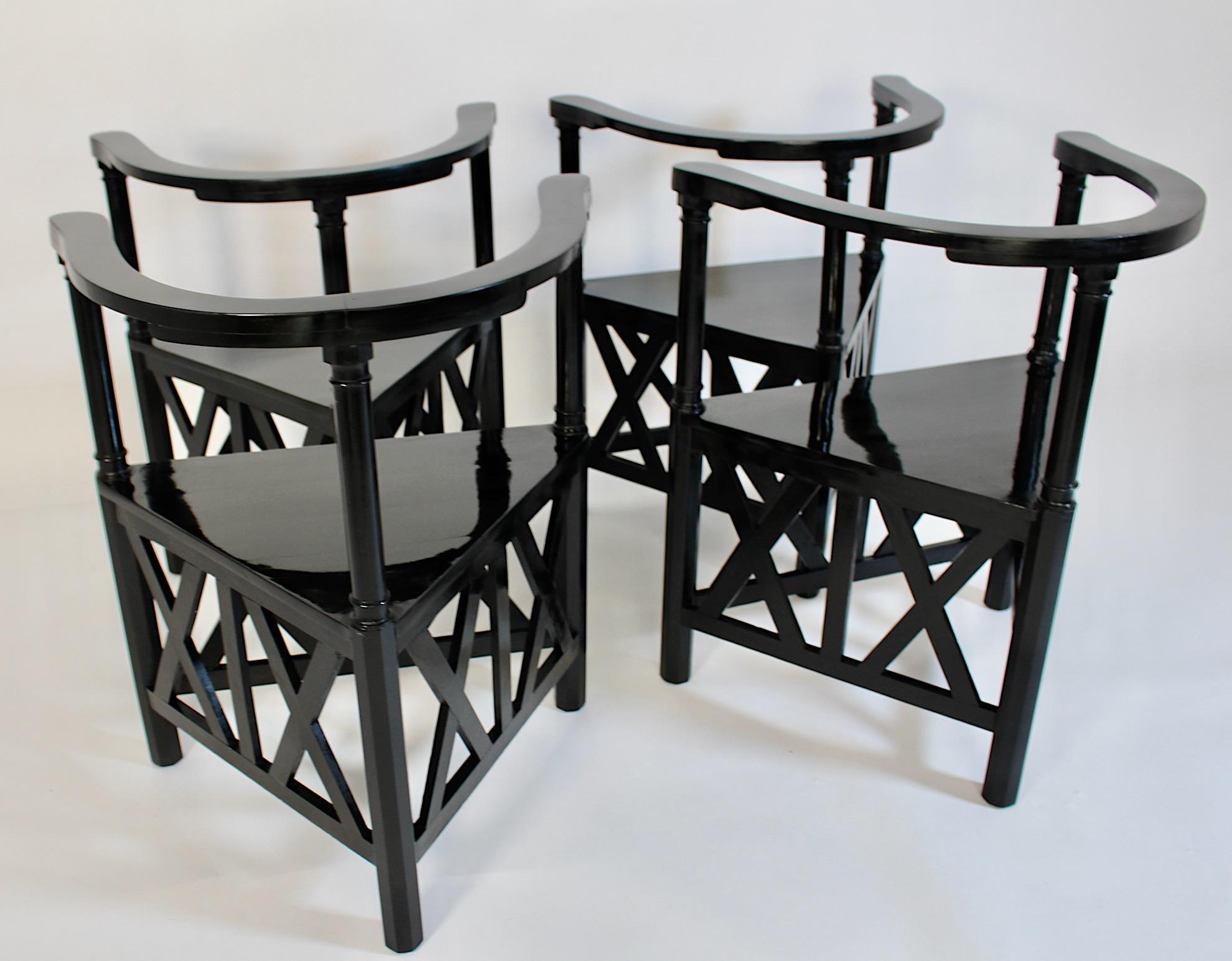 Secesión Jugendstil Cuatro sillones de haya negra Josef Hoffmann circa 1899 Viena en venta 9