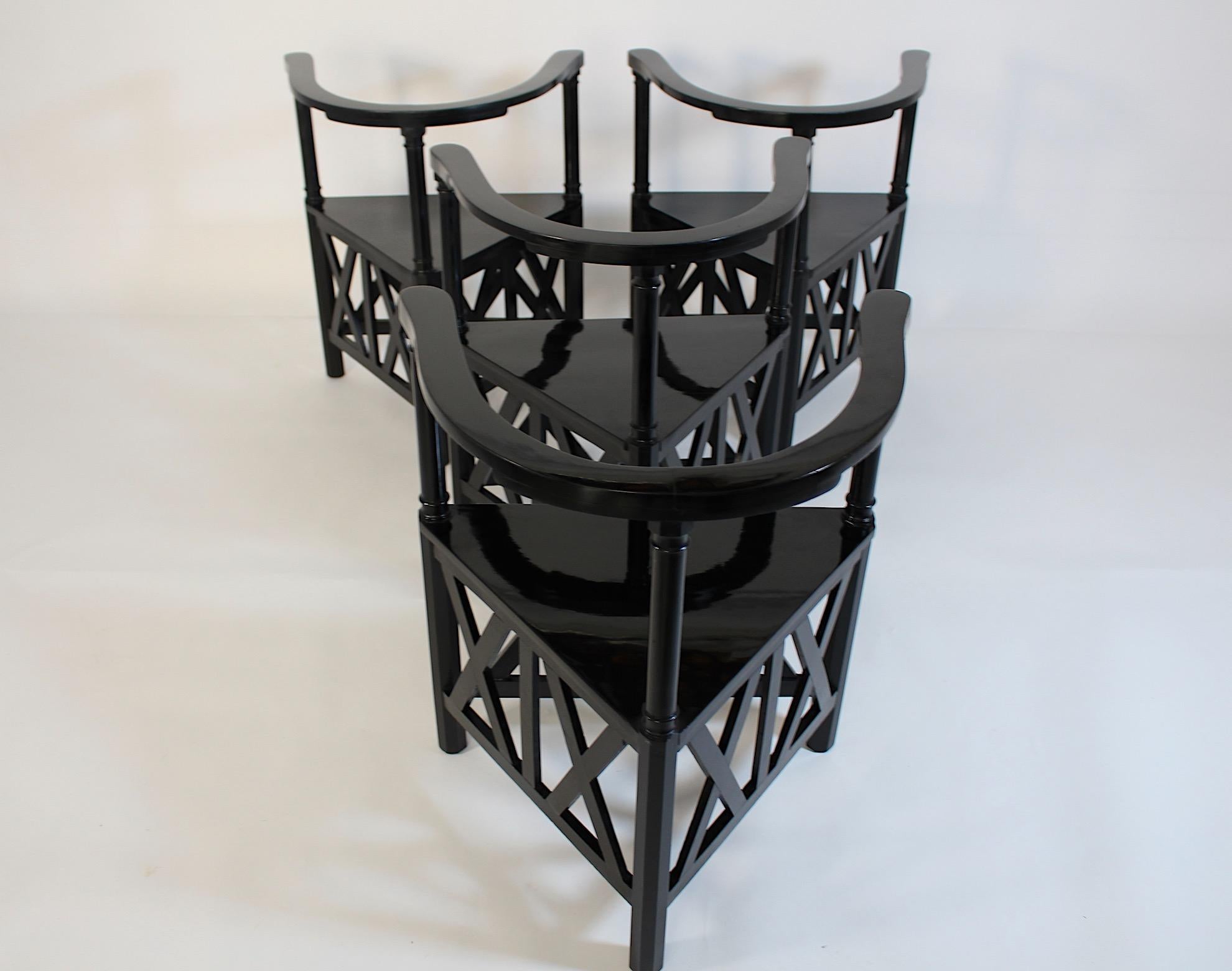 Secesión Jugendstil Cuatro sillones de haya negra Josef Hoffmann circa 1899 Viena en venta 12