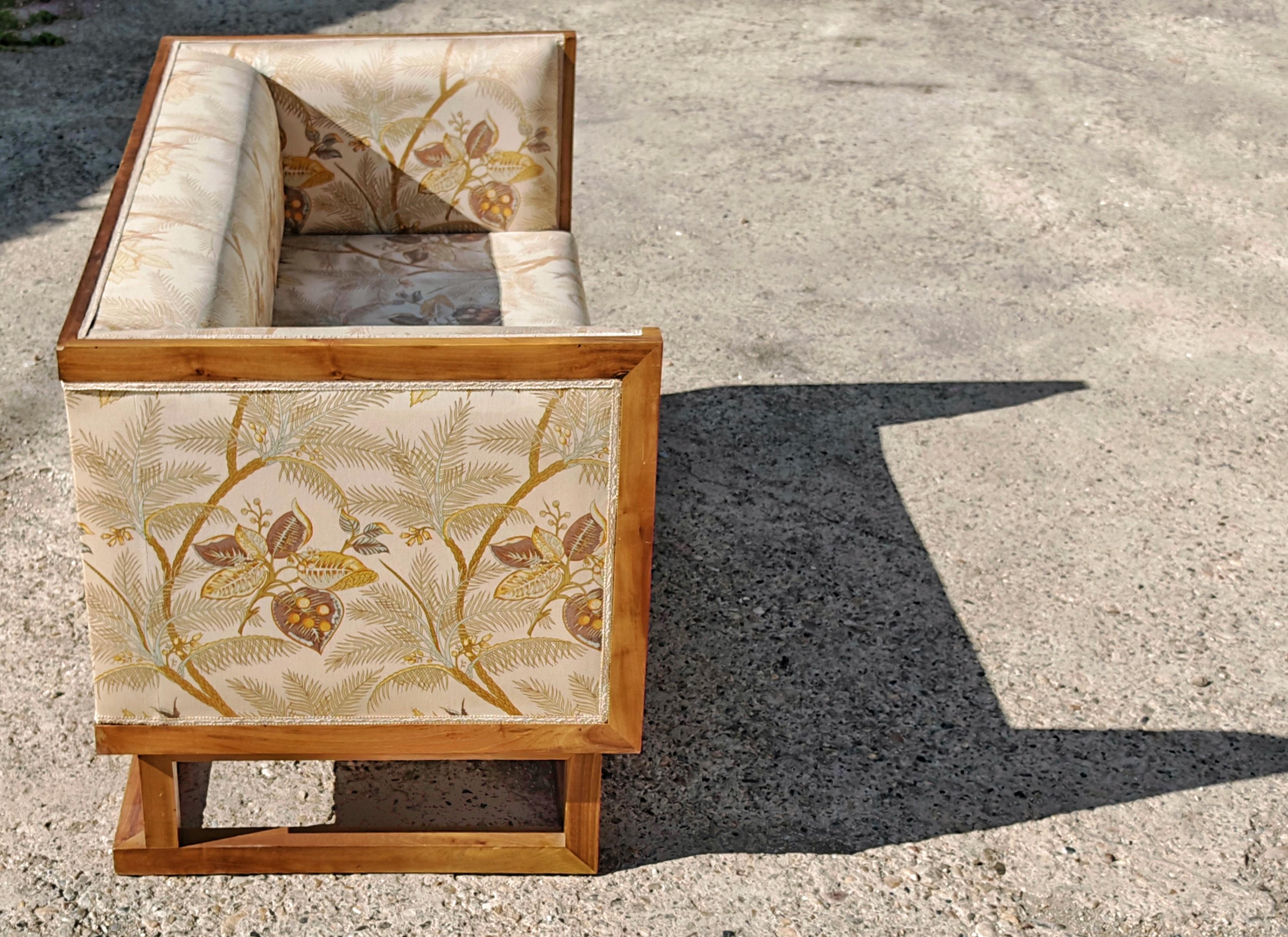 Jugendstil Settee by Josef Hoffmann in 1902, manufactured by Wittmann in 1980s For Sale 3