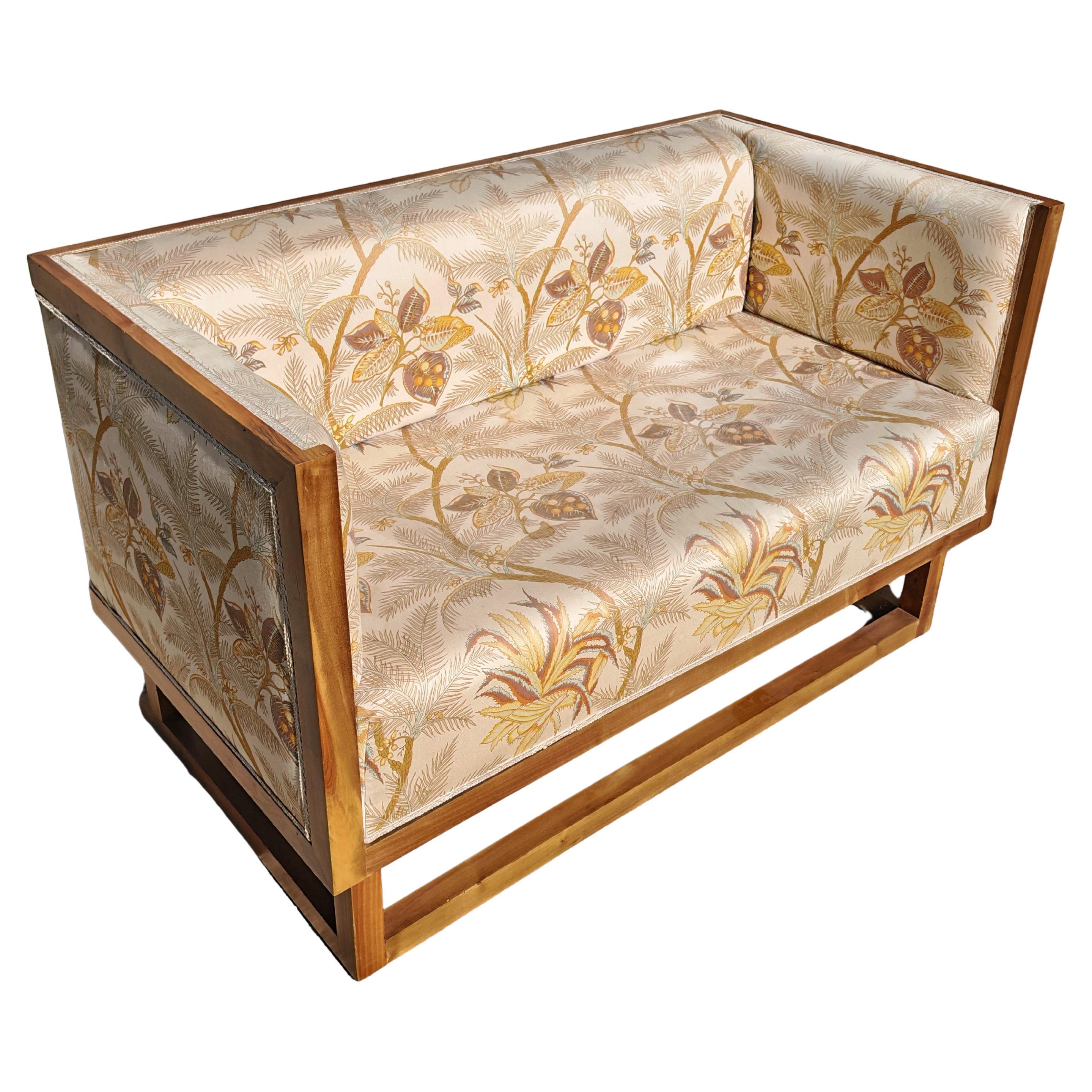 Divano Jugendstil di Josef Hoffmann del 1902, prodotto da Josef Hoffmann negli anni '80