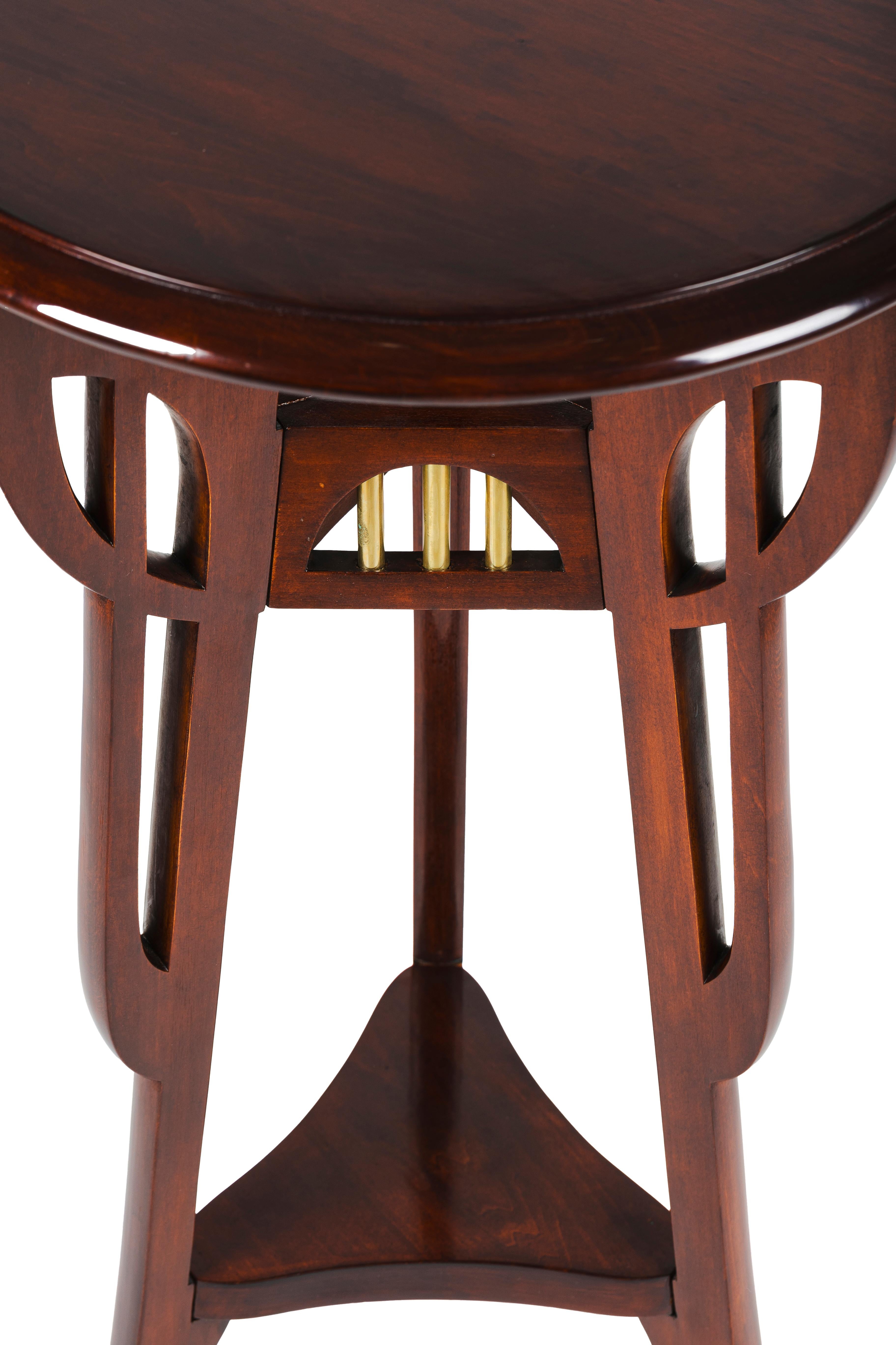Table d'appoint Jugendstil cercle de la Sécession viennoise vers 1900 en vente 3