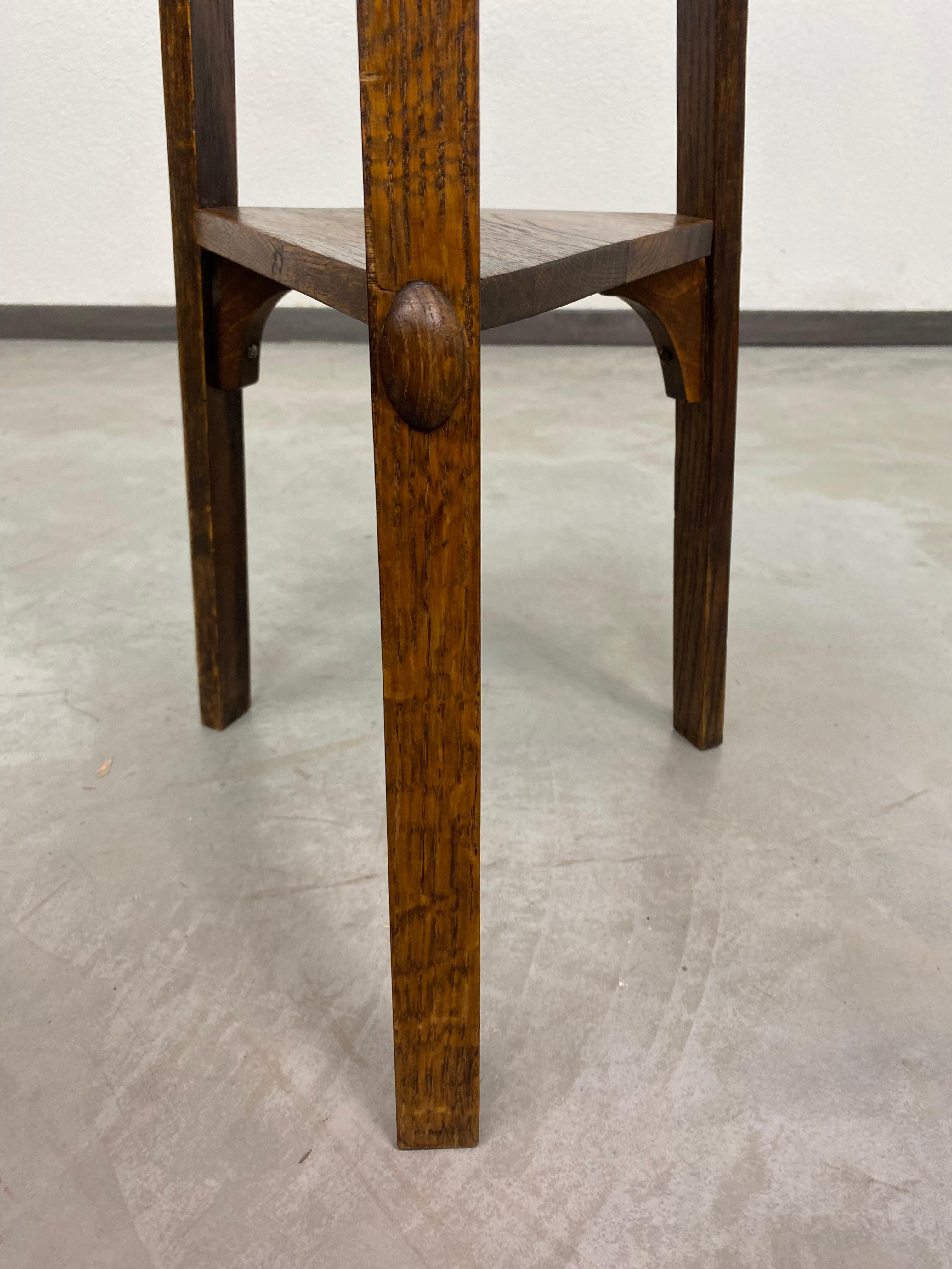 Jugendstil side table with brass top by Joseph Maria Olbrich For Sale 1
