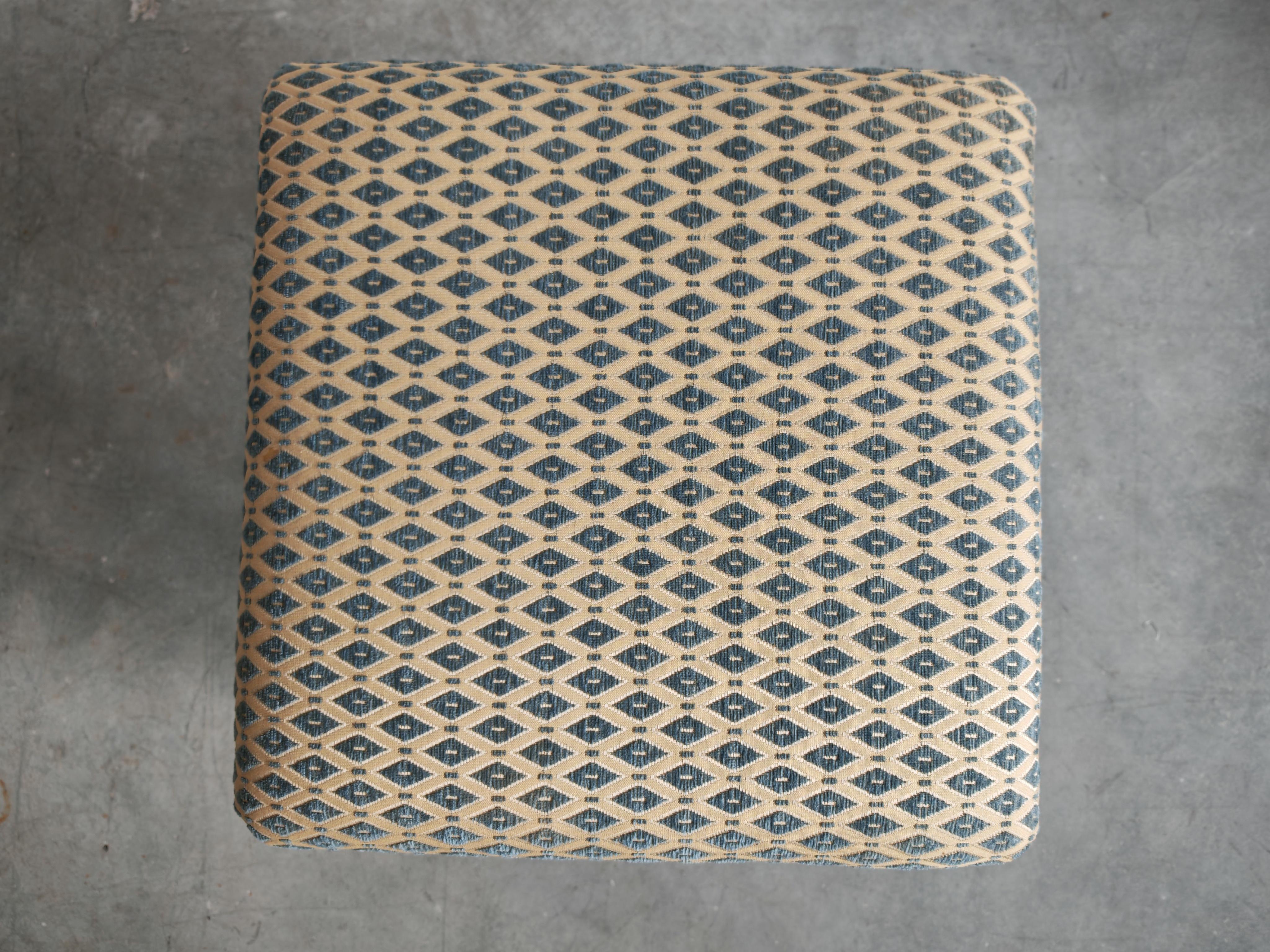 Autrichien Tabouret Jugendstil en hêtre et acajou attr. à Otto Wagner, Autriche 1910s en vente