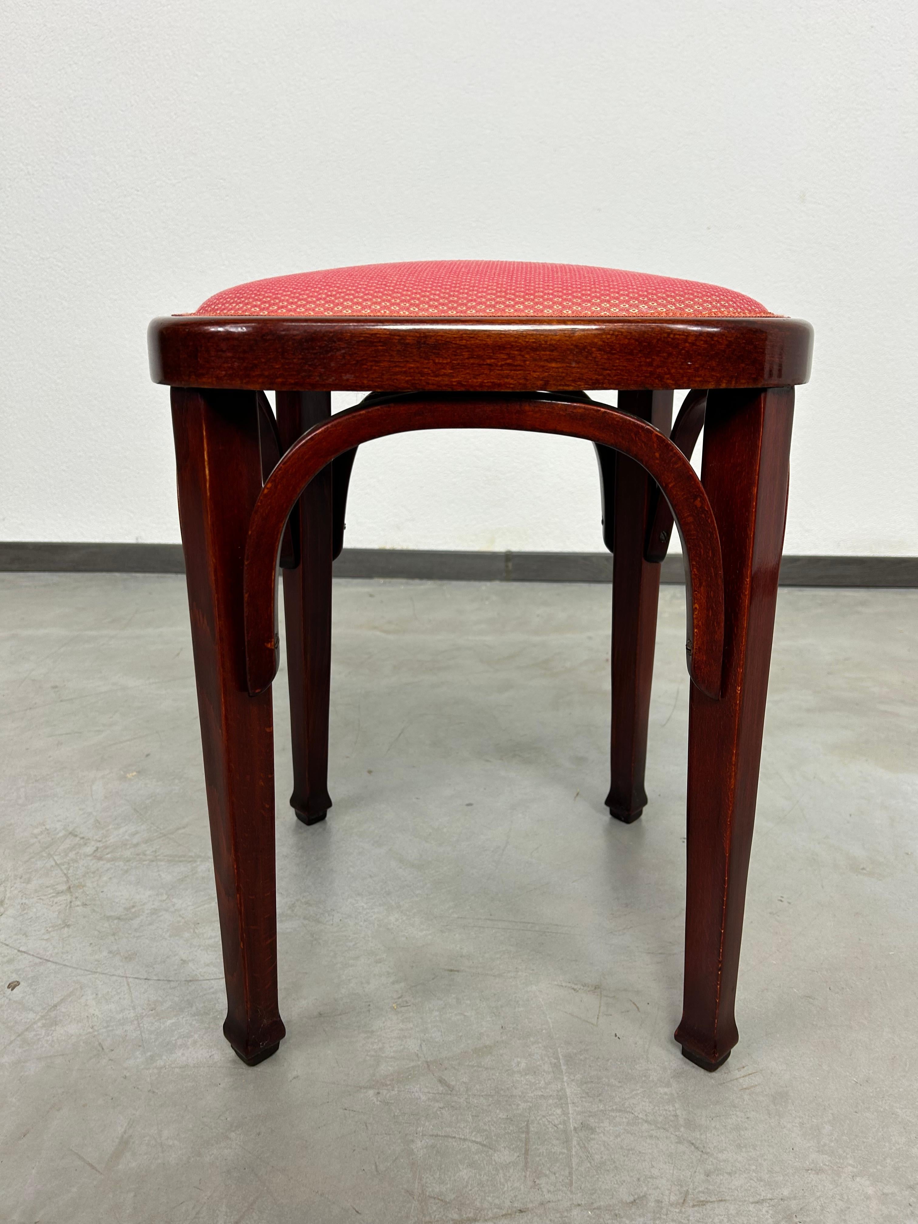 Jugendstil stool no.715 by Otto Wagner designed for Paris World Exhibition in 1900 for J.J.Kohn. Professionally stained and repolished.