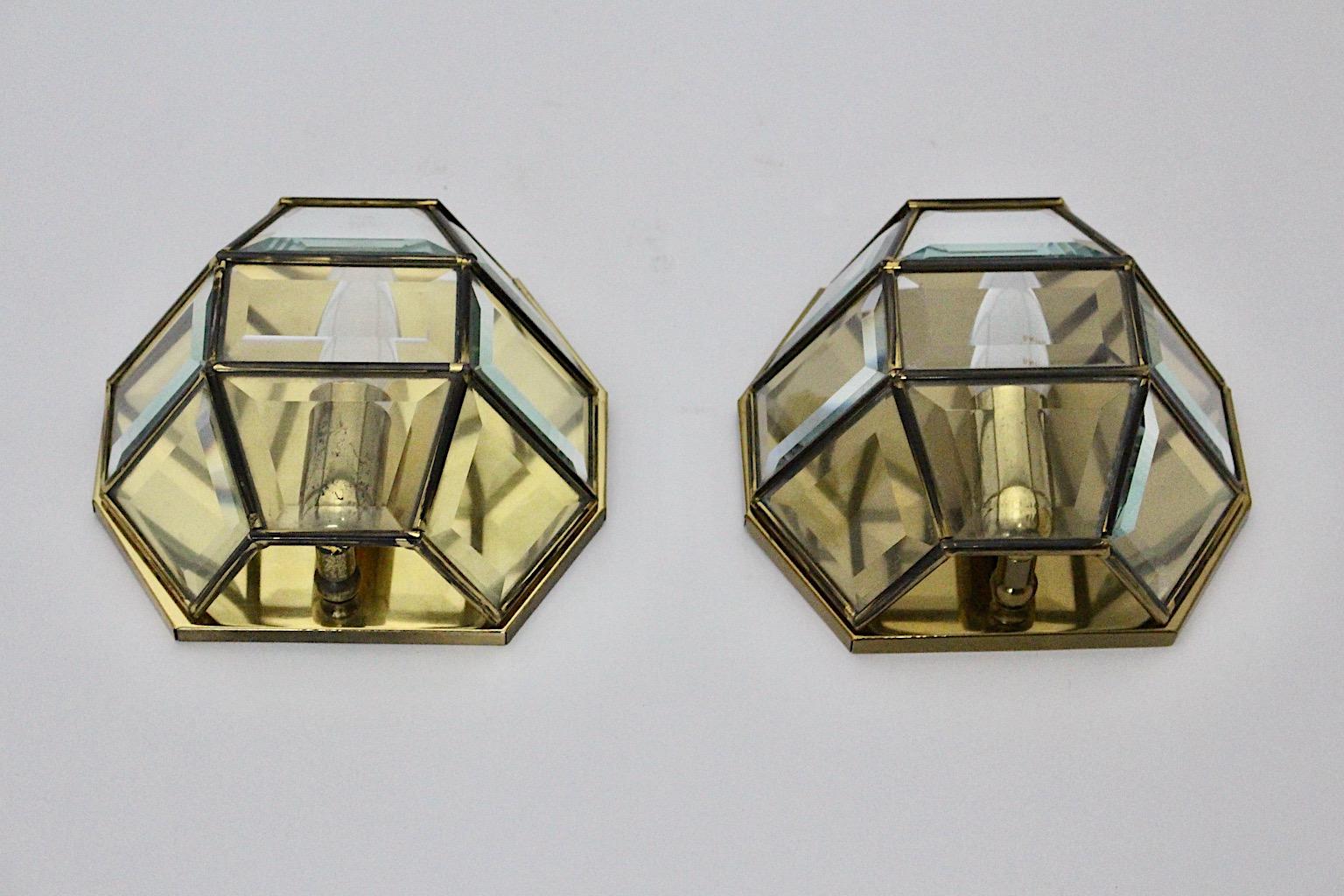 Jugendstil Style Adolf Loos Style Sconces Wall Lights Brass Glass 1970s In Good Condition For Sale In Vienna, AT
