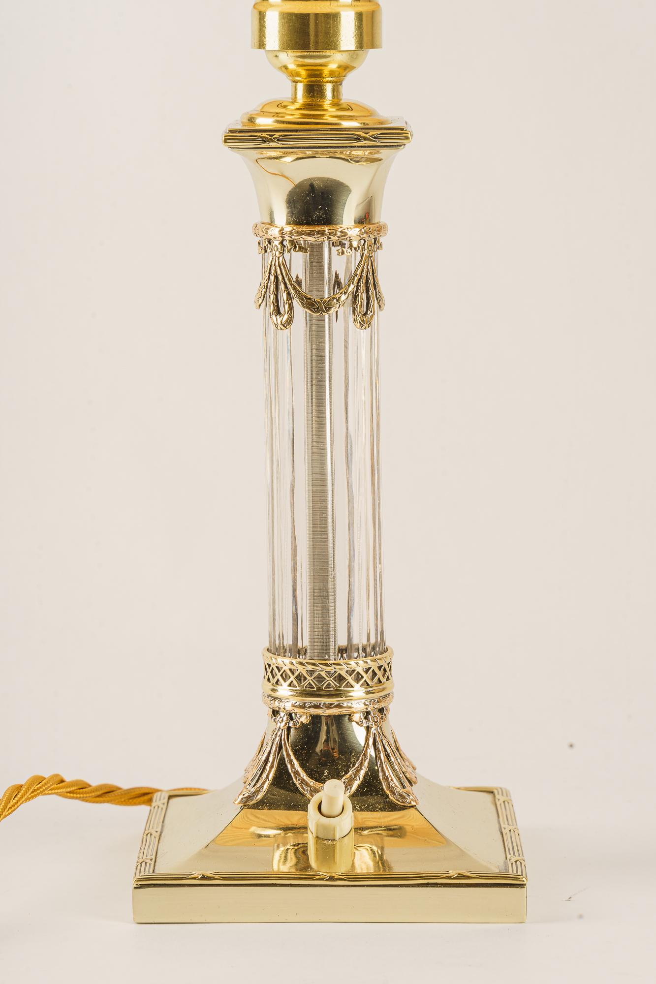 Autrichien Lampe de table Jugendstil avec abat-jour en tissu viennois vers 1910  en vente