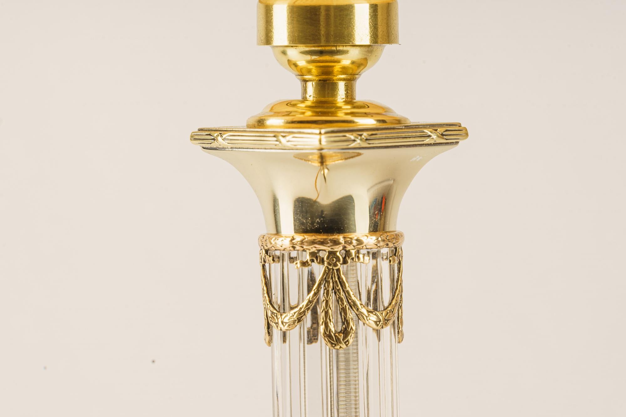 Début du 20ème siècle Lampe de table Jugendstil avec abat-jour en tissu viennois vers 1910  en vente