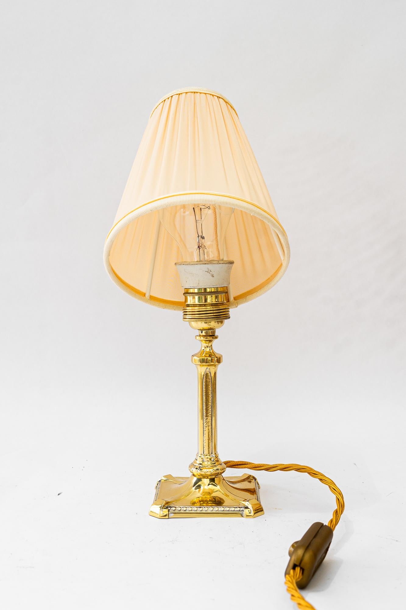 Début du 20ème siècle Lampe de table Jugendstil avec abat-jour en tissu vienne vers 1910 en vente