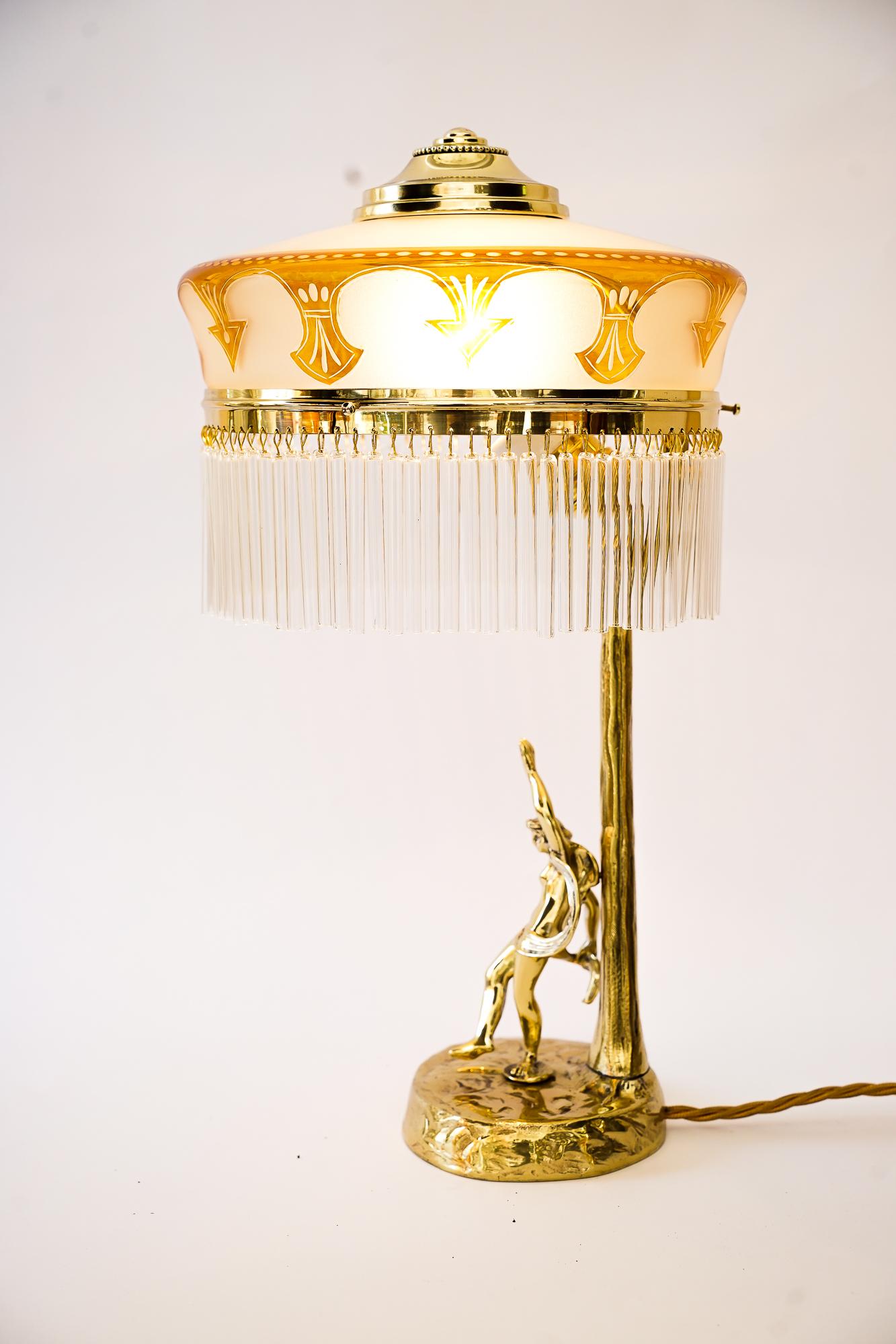 Jugendstil-Tischlampe mit originalem antikem Glasschirm Vienna aus den 1910er Jahren im Angebot 11