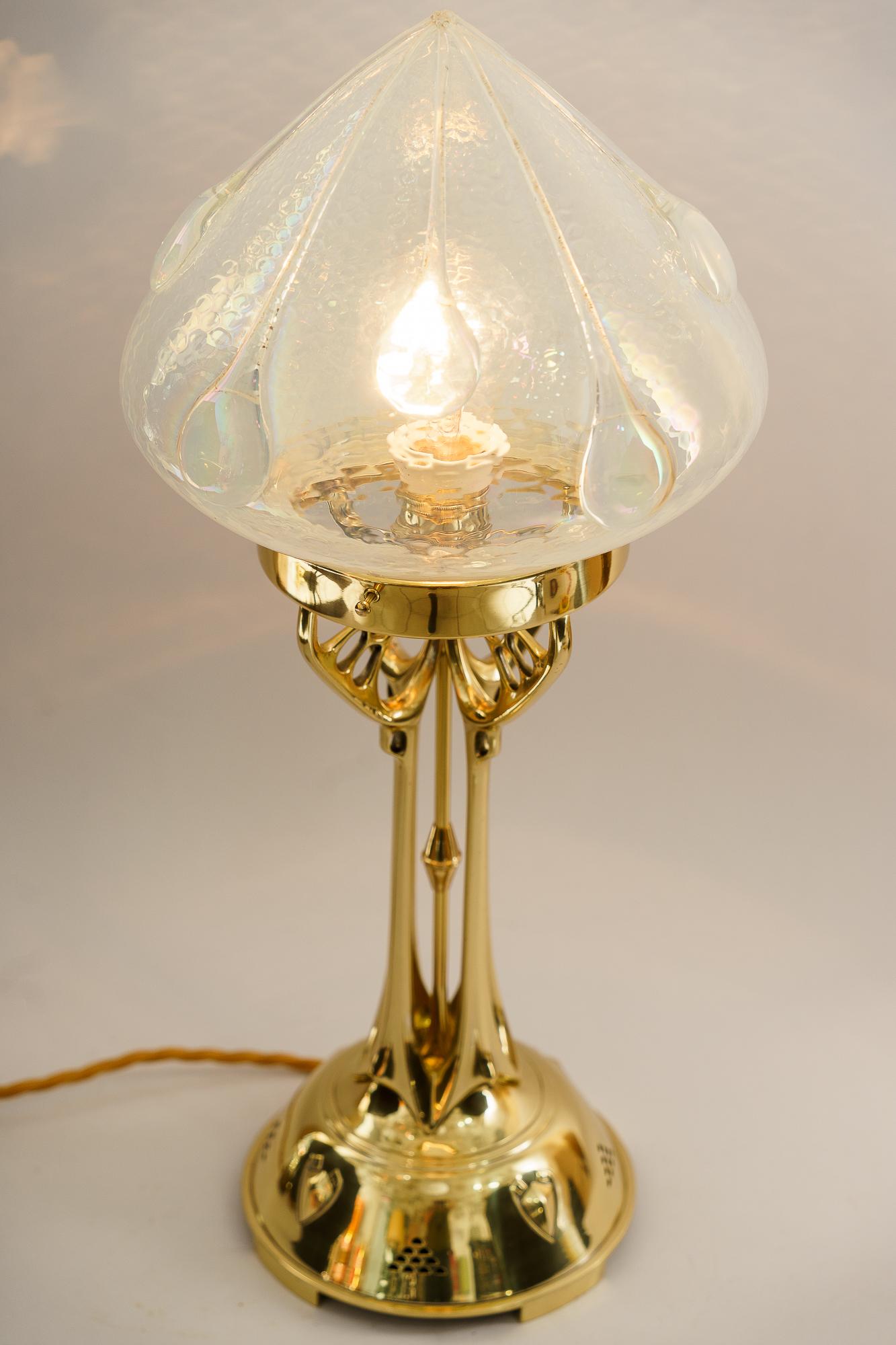 Jugendstil-Tischlampe mit originalem Opalglasschirm Vienna aus der Zeit um 1910  im Angebot 4