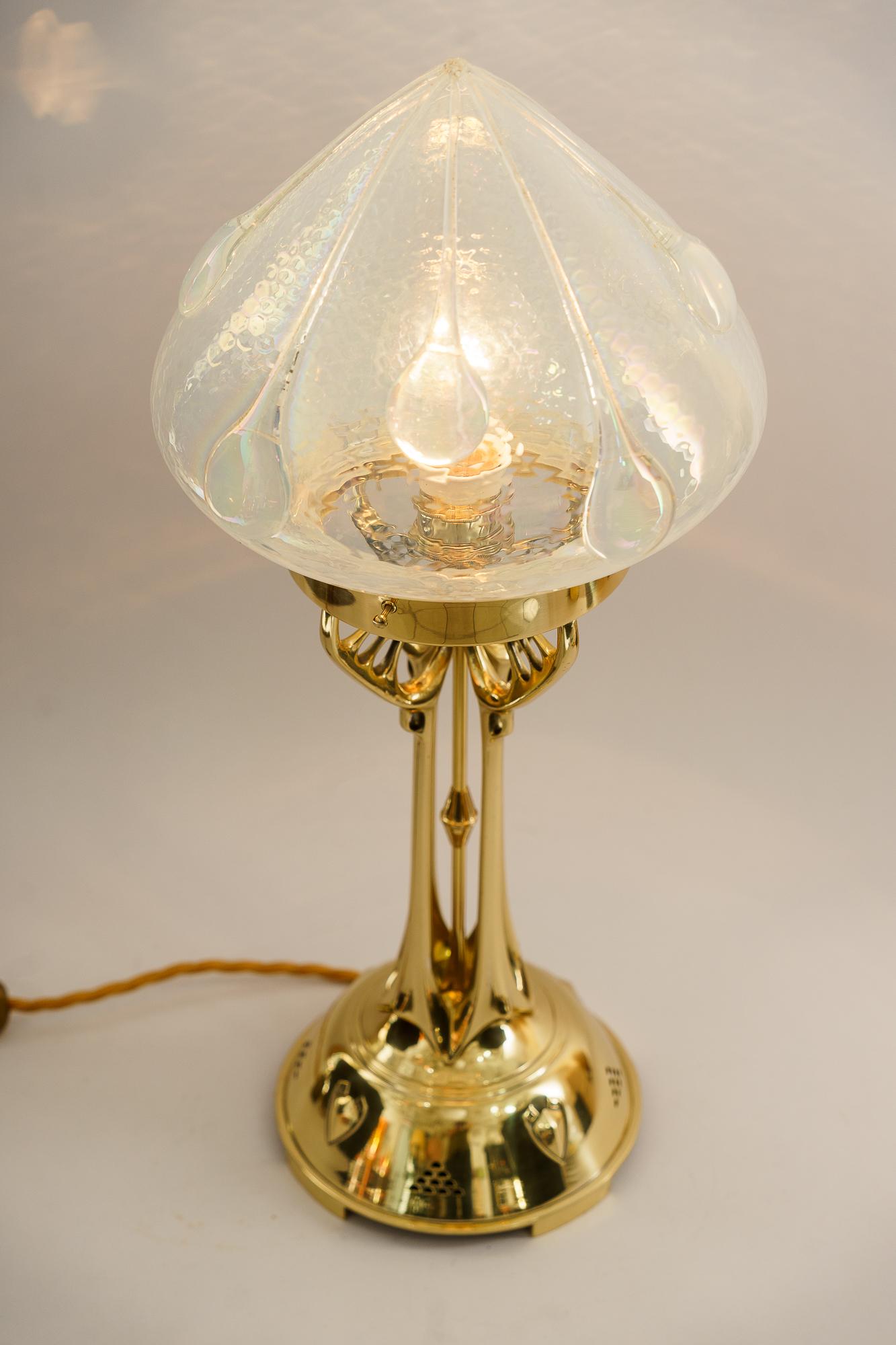 Jugendstil-Tischlampe mit originalem Opalglasschirm Vienna aus der Zeit um 1910  im Angebot 5