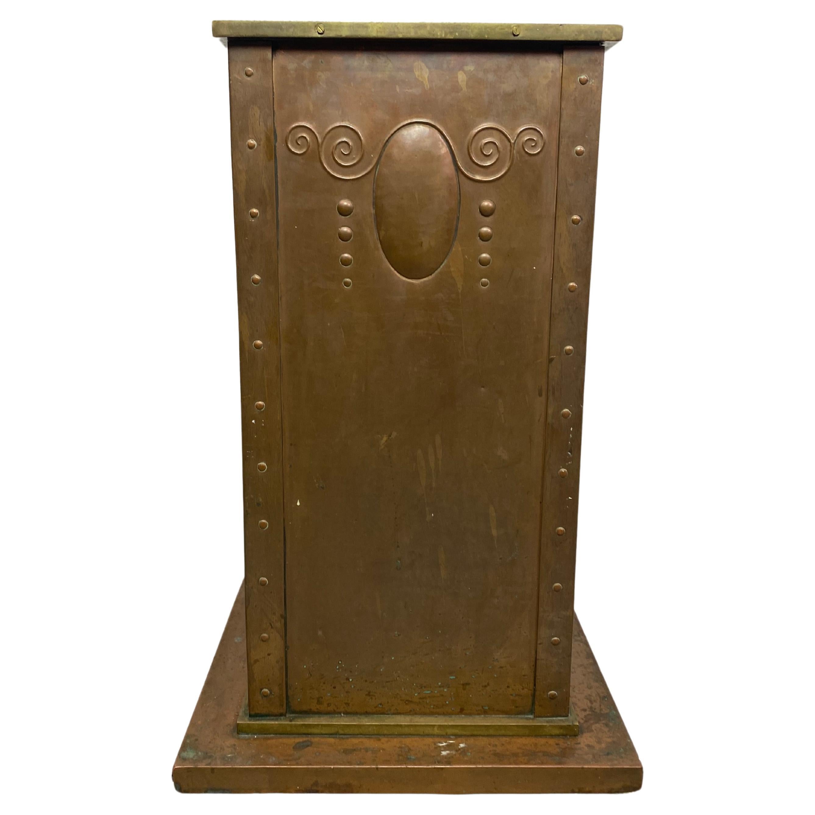 Jugendstil umbrella stand attr. to Otto Prutscher - Wiener Werkstätte For Sale