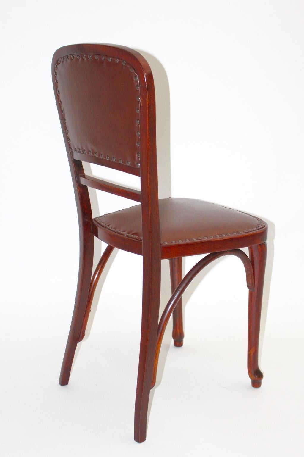 Jugendstil vintage beech and leather Viennese chair by Thonet got the Kat. Nr. 491 designed and manufactured circa 1904.
The chair frame was made of beechwood and is cleaned and hand-polished furthermore the seat and the back is covered with cognac