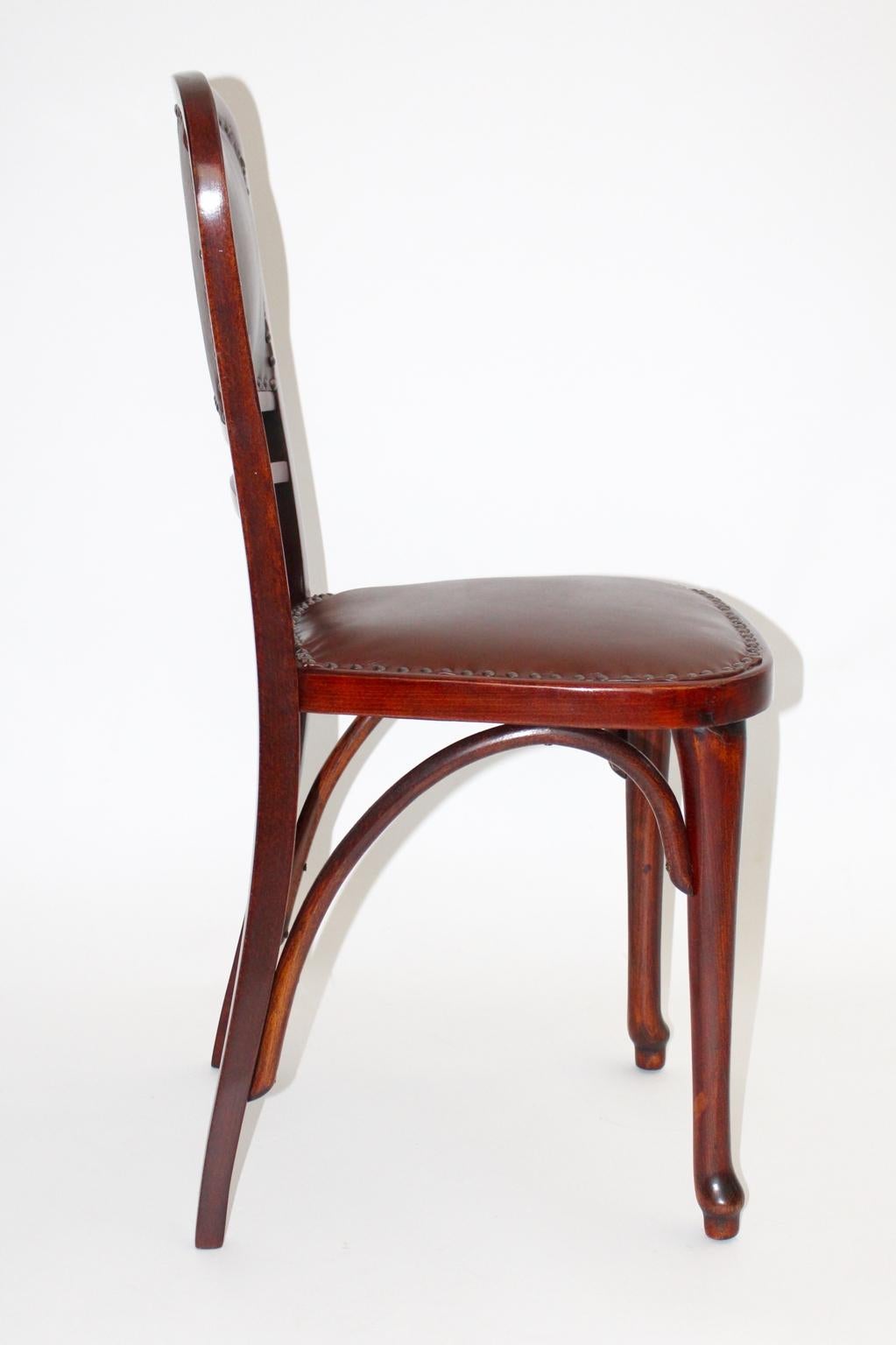 Austrian Jugendstil Vintage Beech and Leather Chair Kat. Nr. 491 by Thonet, circa 1904