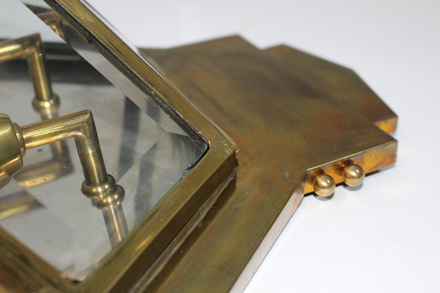 Jugendstil Vintage Brass Glass Geometric Sconce Wall Light circa 1910 Vienna 10