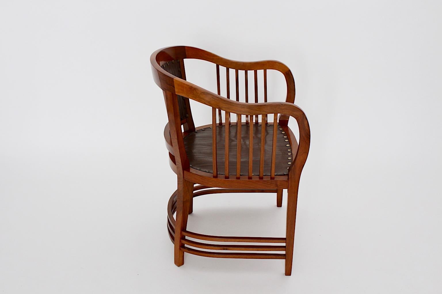 Jugendstil-Sessel aus Nussbaumholz im Jugendstil von Josef Maria Olbrich, 1898-1899, Österreich im Angebot 14