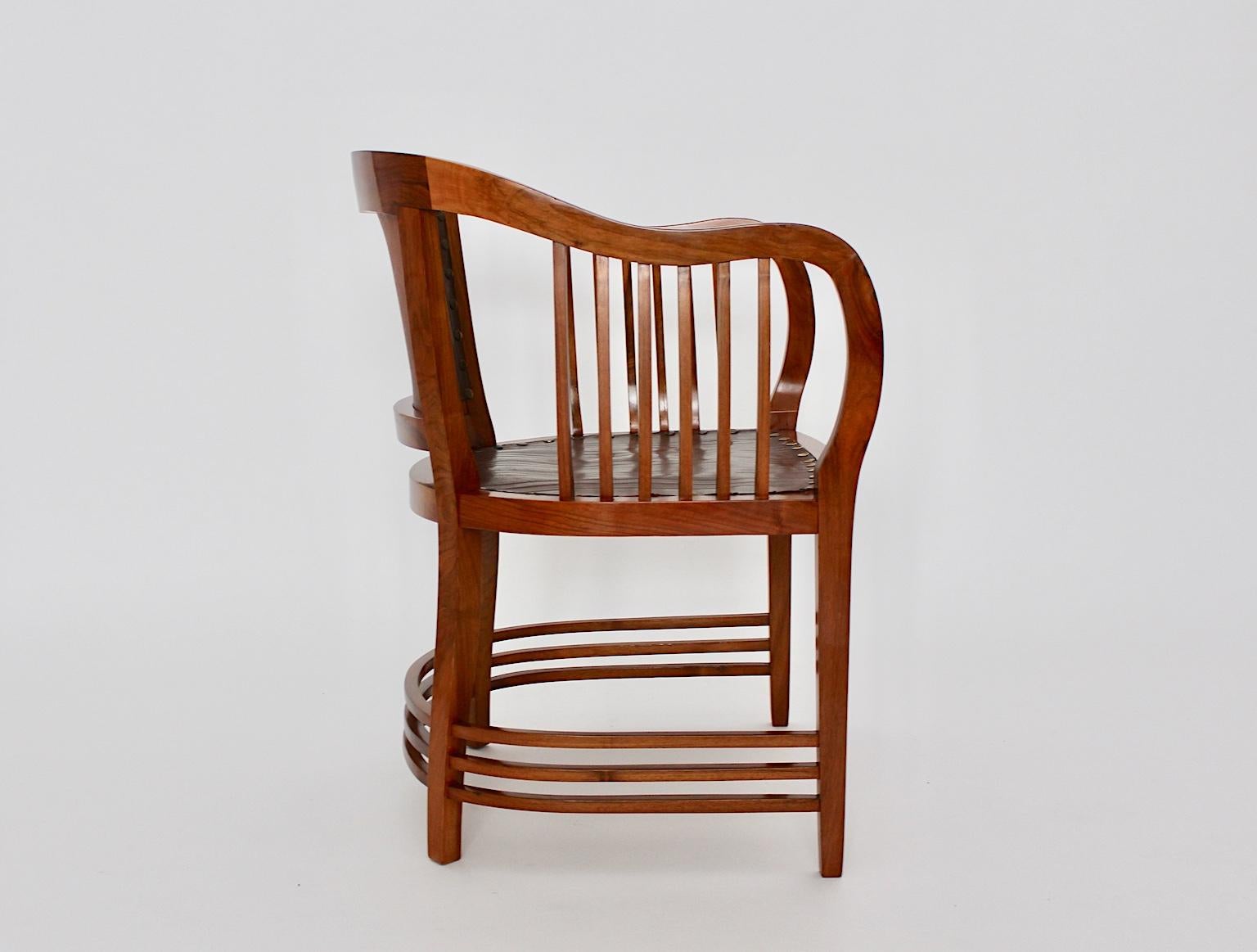 Jugendstil-Sessel aus Nussbaumholz im Jugendstil von Josef Maria Olbrich, 1898-1899, Österreich (Spätes 19. Jahrhundert) im Angebot