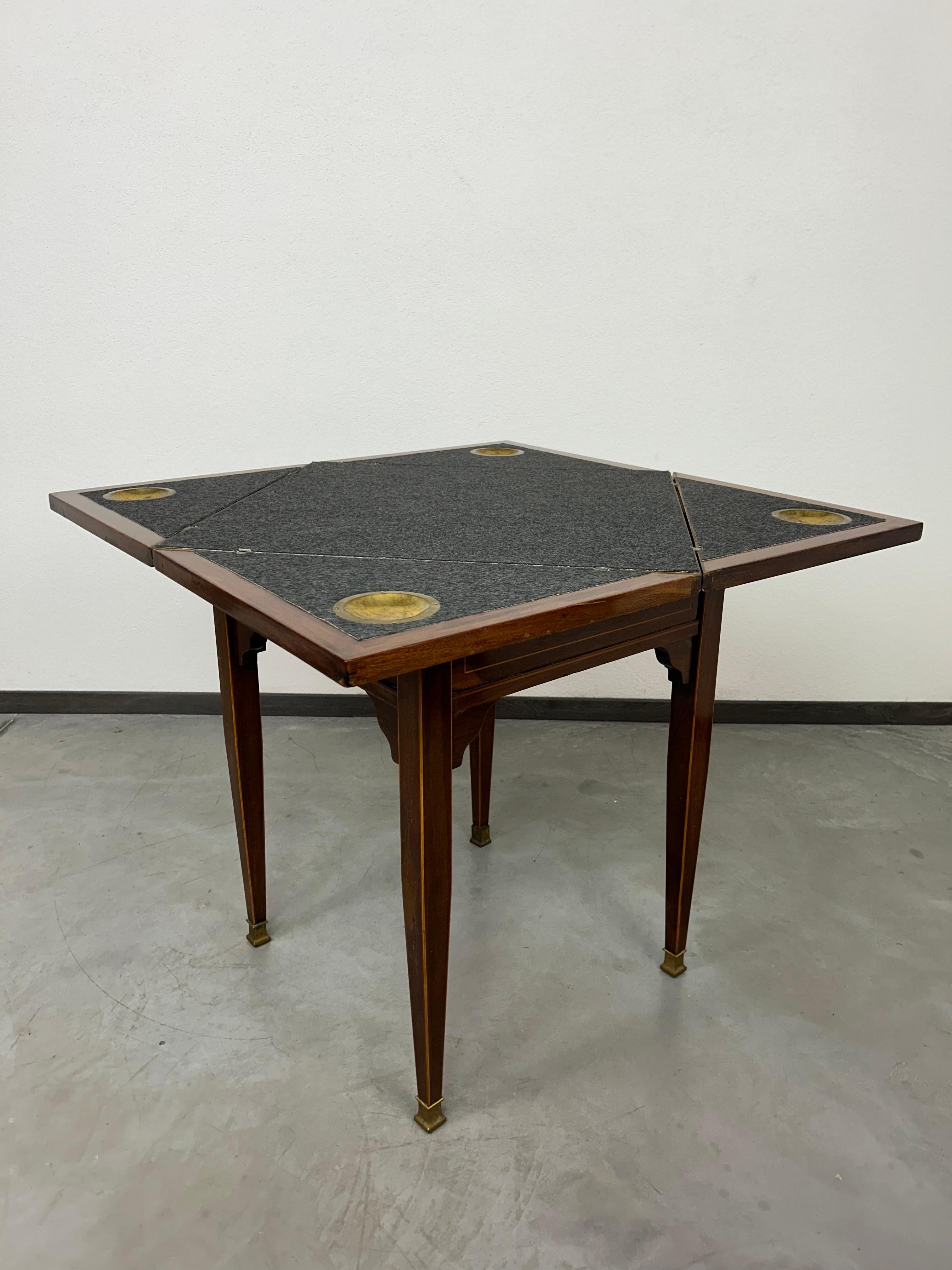 Table à cartes Jugenstil en vente 2