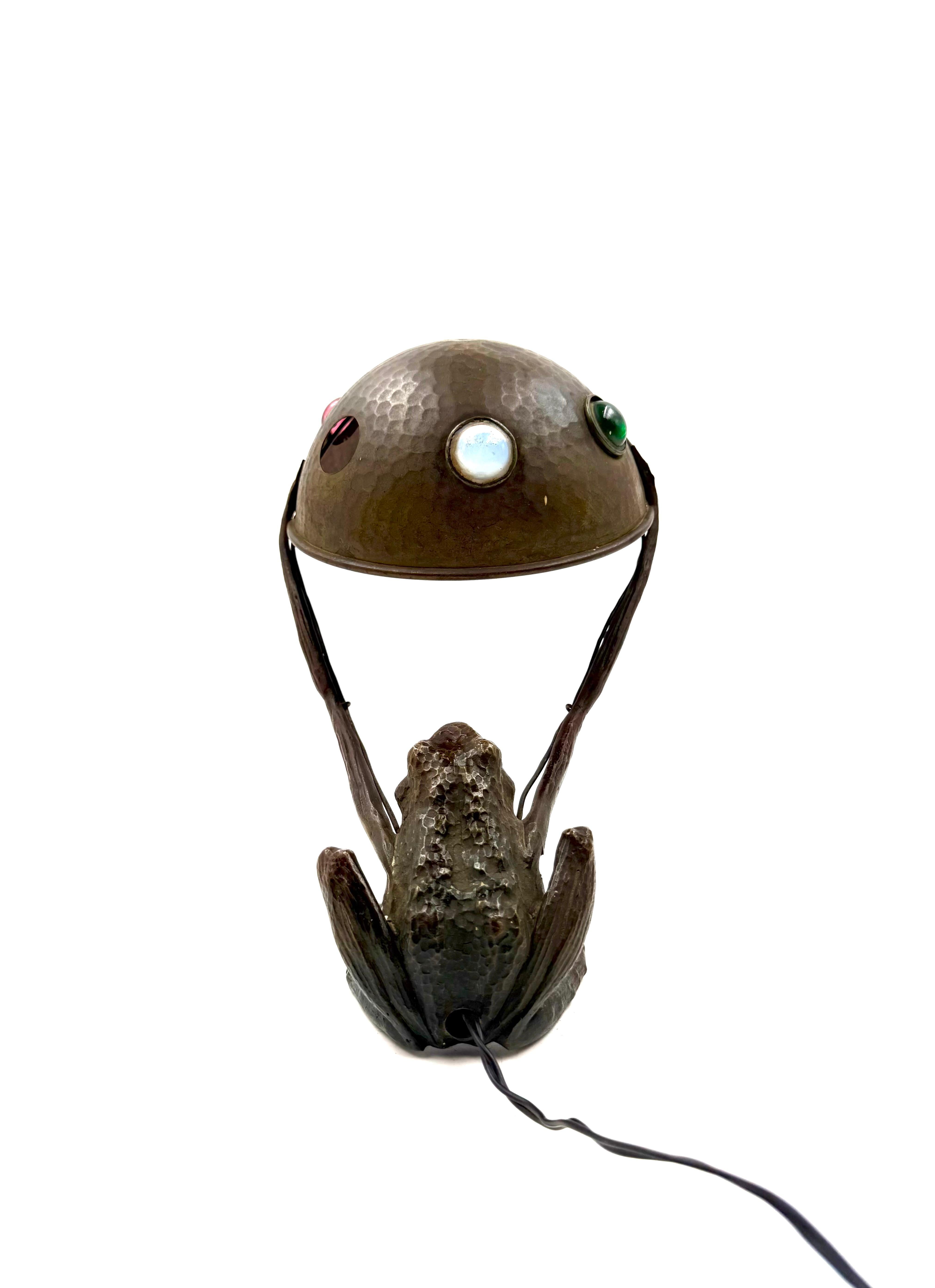 Bronze Jugenstil rare frog shaped bronze lamp, Austria 1900s