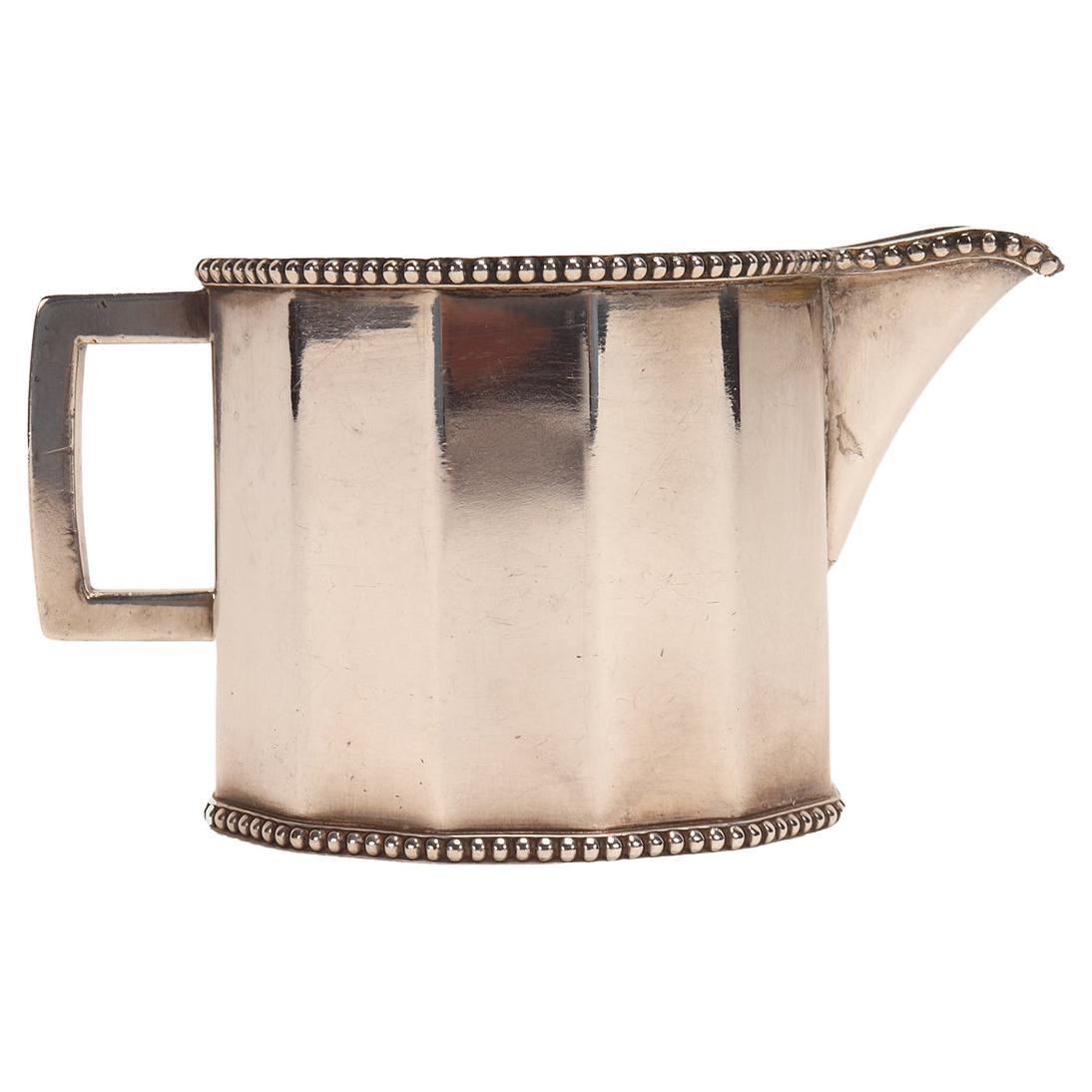 Jarra de leche Jugenstill de Wiener Werkstätte, Viena, Austria 1920.