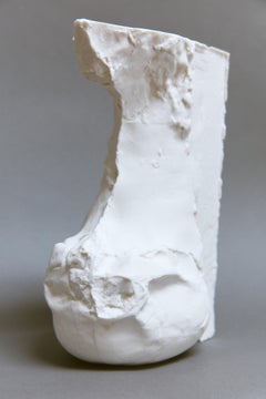 JUGS III – Handgefertigter Porzellan-Krug, Design aus San Francisco
