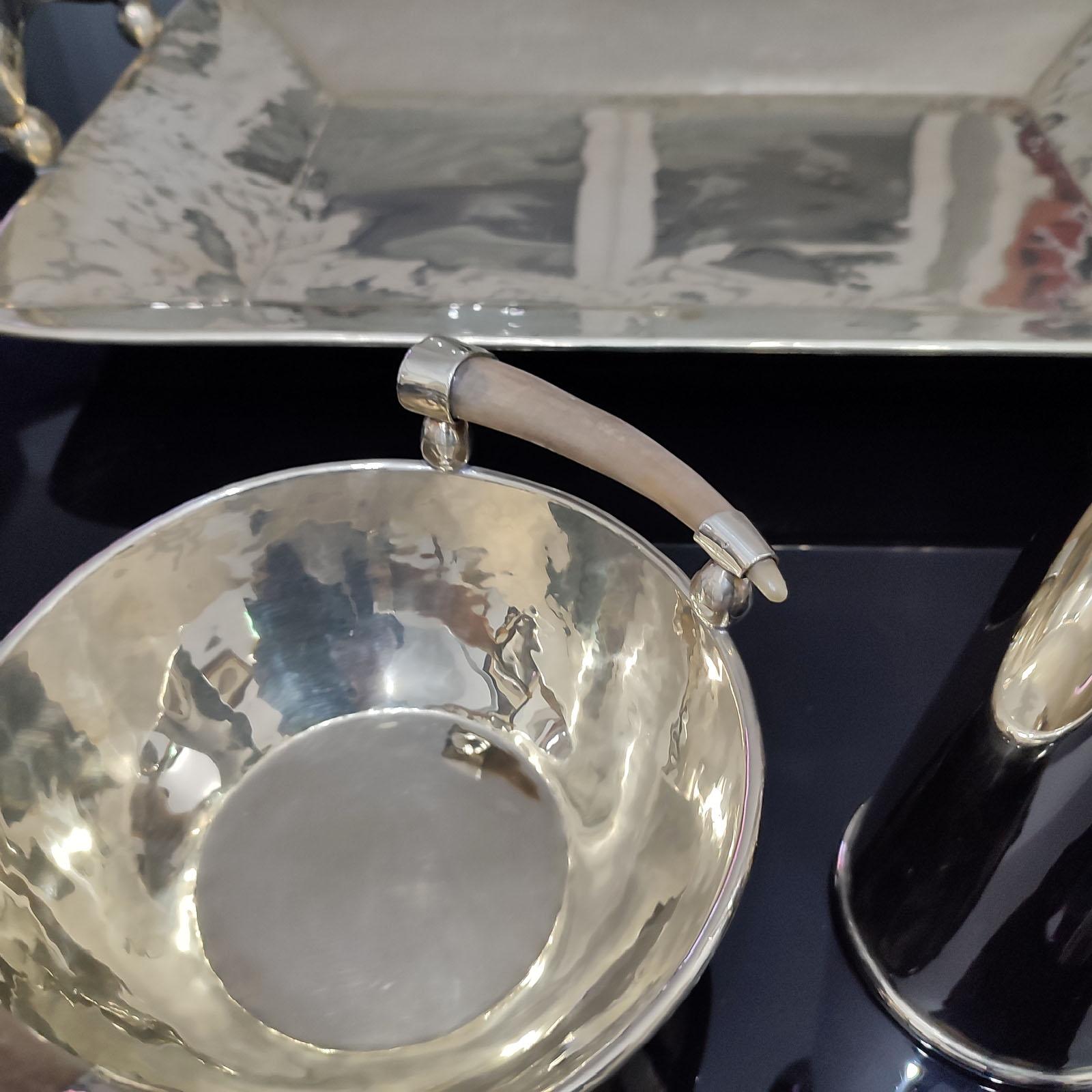 JuJuy Rectangular Tray, Bowl & Pitcher Alpaca Silver & Horn Handles, Set of 3 For Sale 5