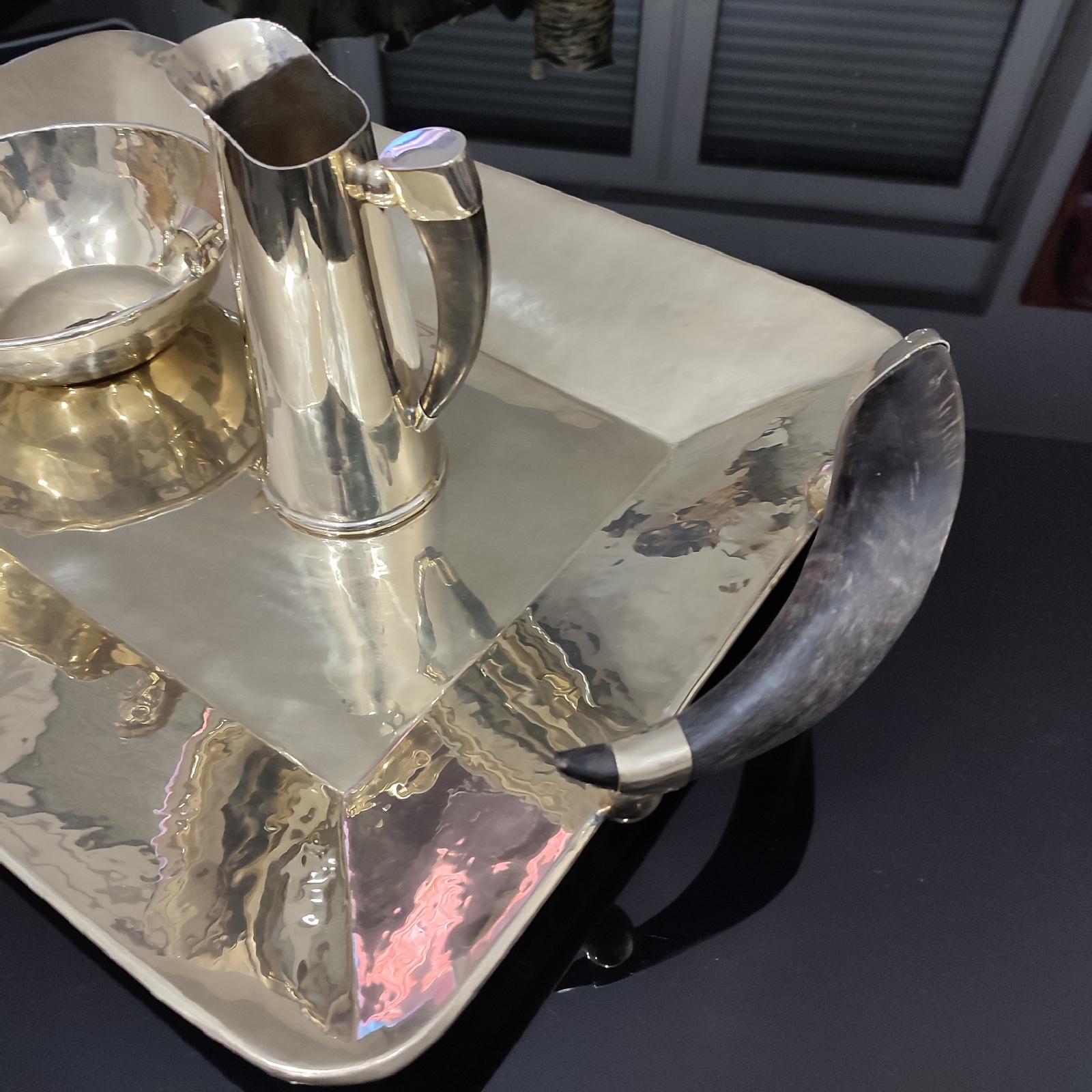 JuJuy Rectangular Tray, Bowl & Pitcher Alpaca Silver & Horn Handles, Set of 3 In Good Condition For Sale In Bochum, NRW