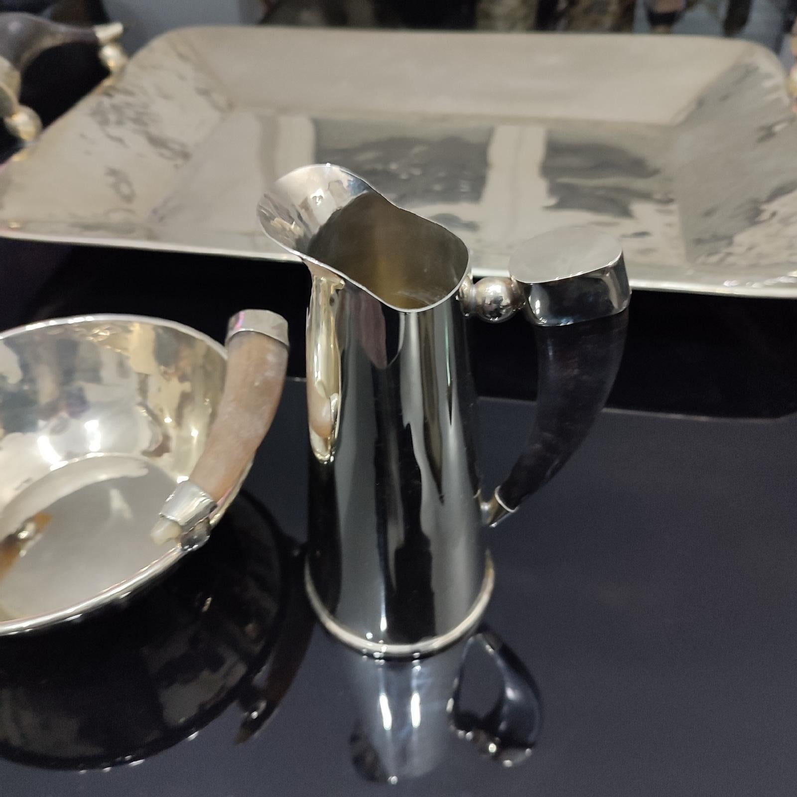 JuJuy Rectangular Tray, Bowl & Pitcher Alpaca Silver & Horn Handles, Set of 3 For Sale 2