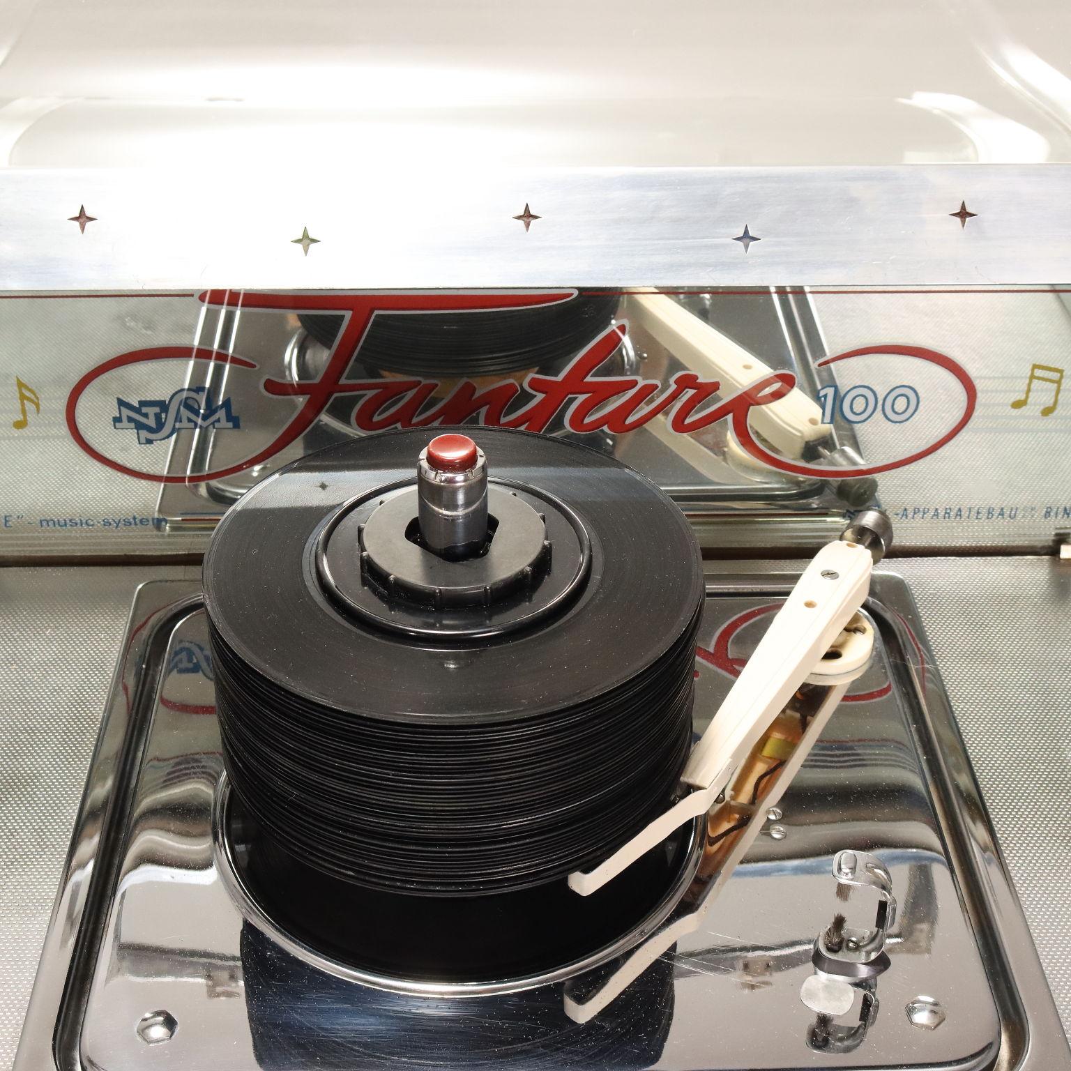 Jukebox NSM 'Fanfare 100' Anni 50 1