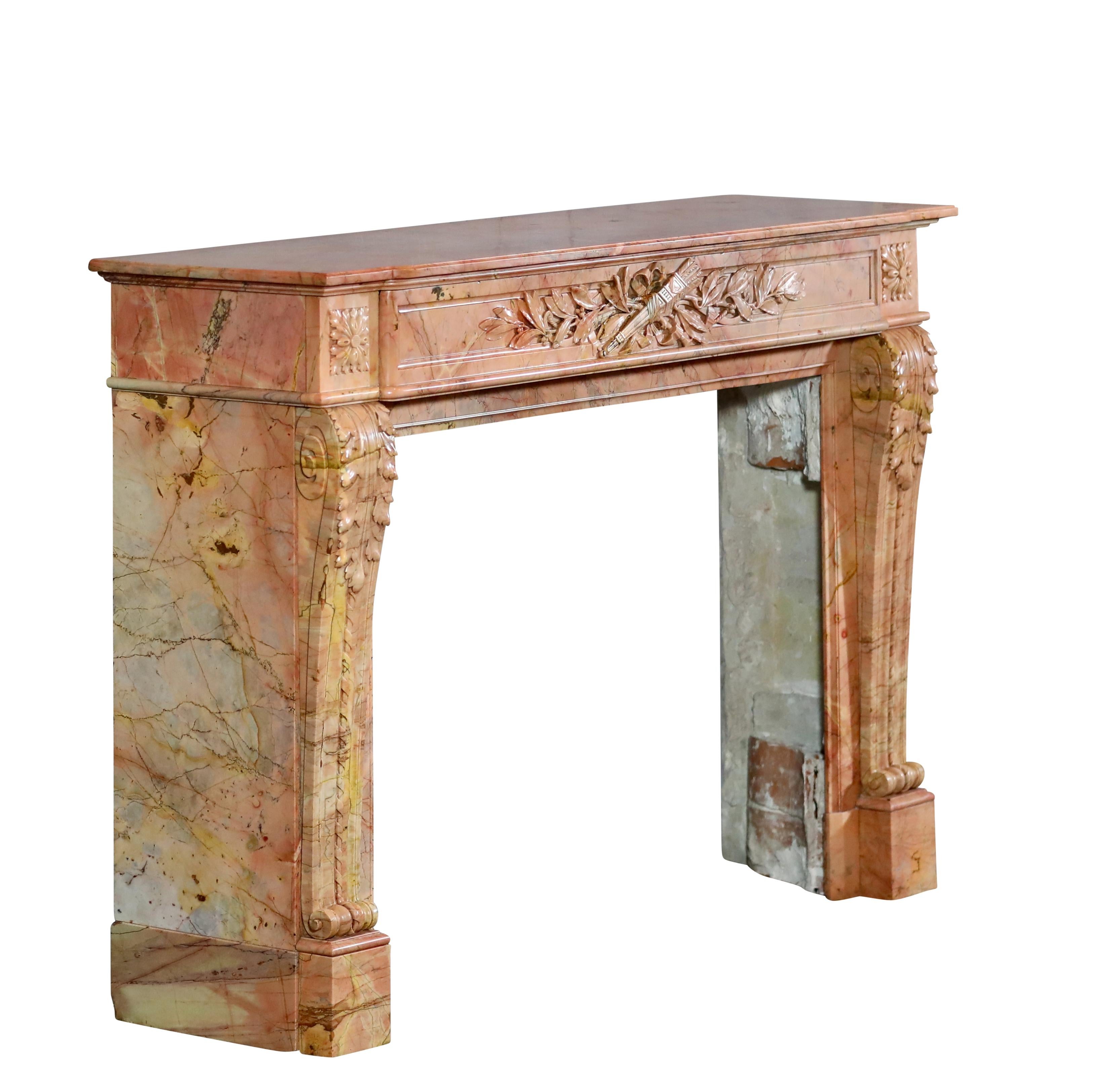 Marbre Cheminée Jaspe Du Var en marbre rose de Jules Cantini pour la décoration design haut de gamme en vente