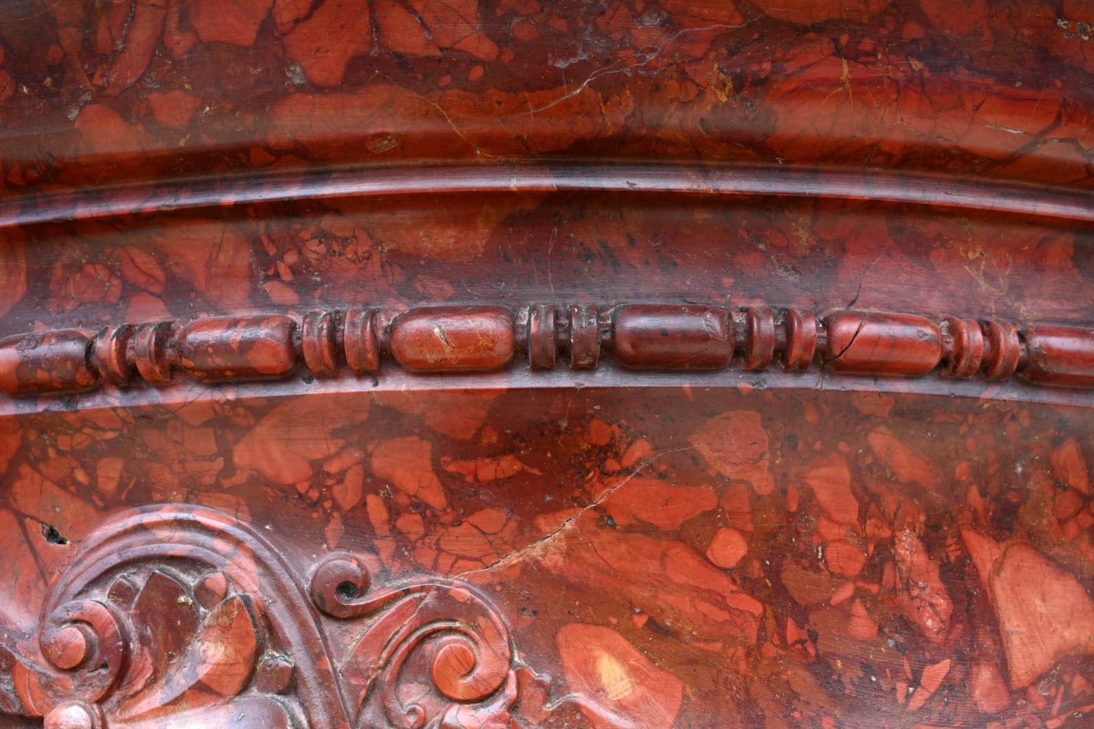 XIXe siècle Jules CANTINI, grande urne en marbre rouge Numidia Breccia avec console en vente