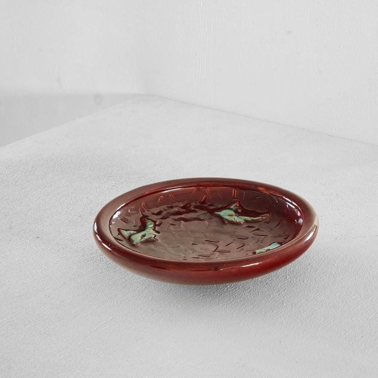 Jules Guérin 'Sang de Boeuf' Piatto unico in Studio Pottery 1960s In condizioni buone in vendita a Meer, VAN