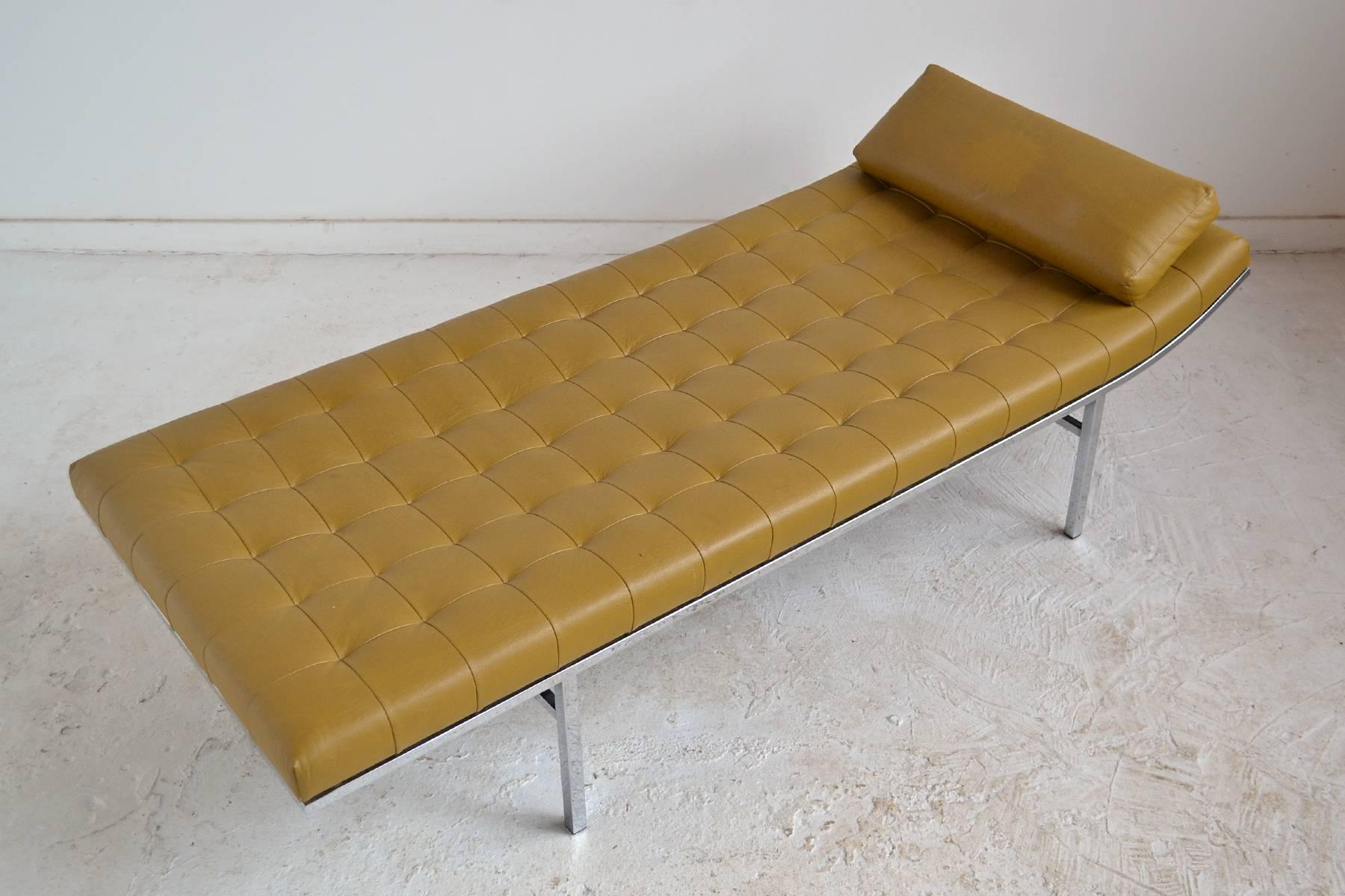 Upholstery Jules Heumann Chaise by Metropolitan For Sale