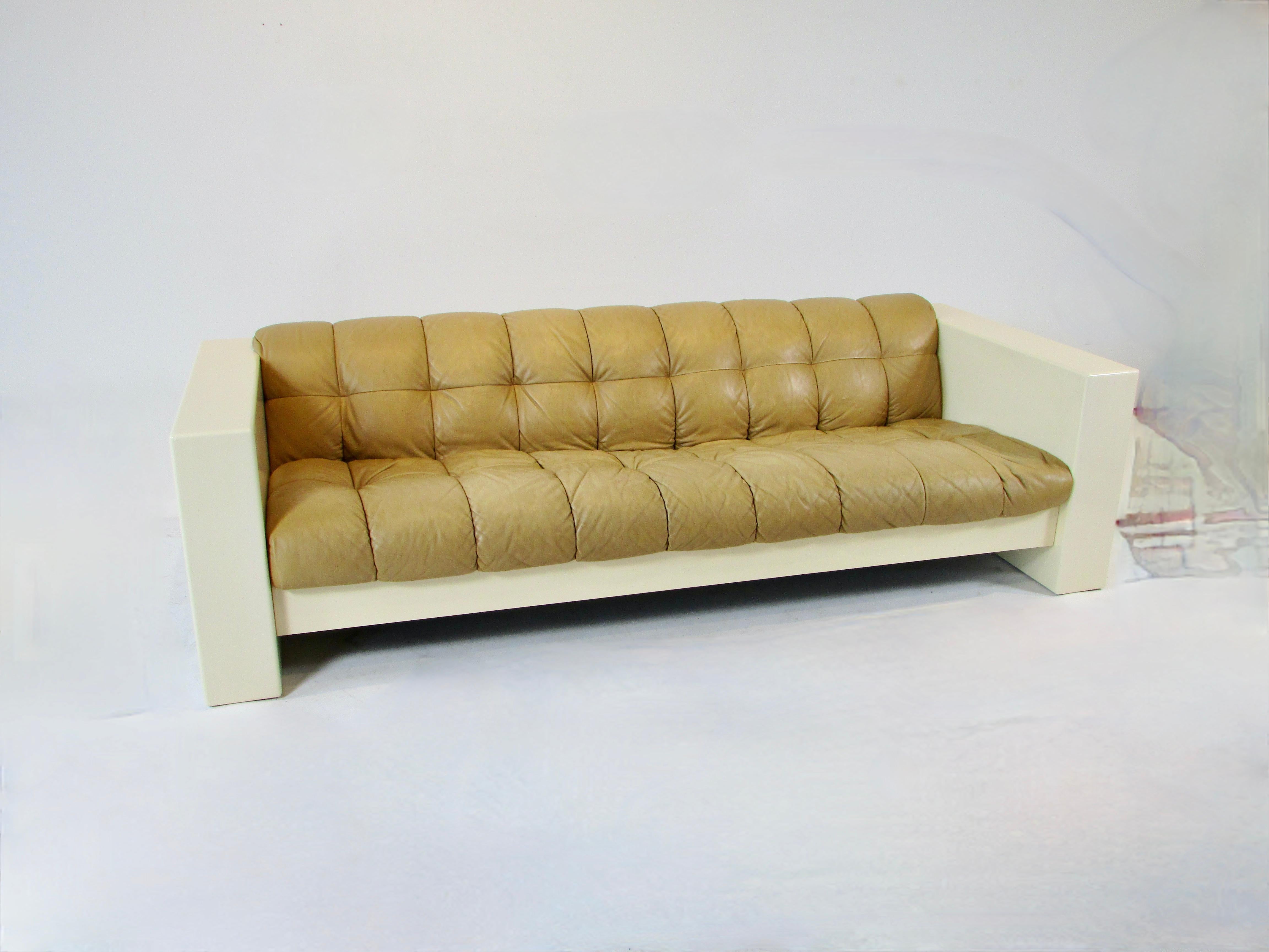 American Jules Heumann  for Metropolitan furniture  leather sofa in fiberglass frame For Sale