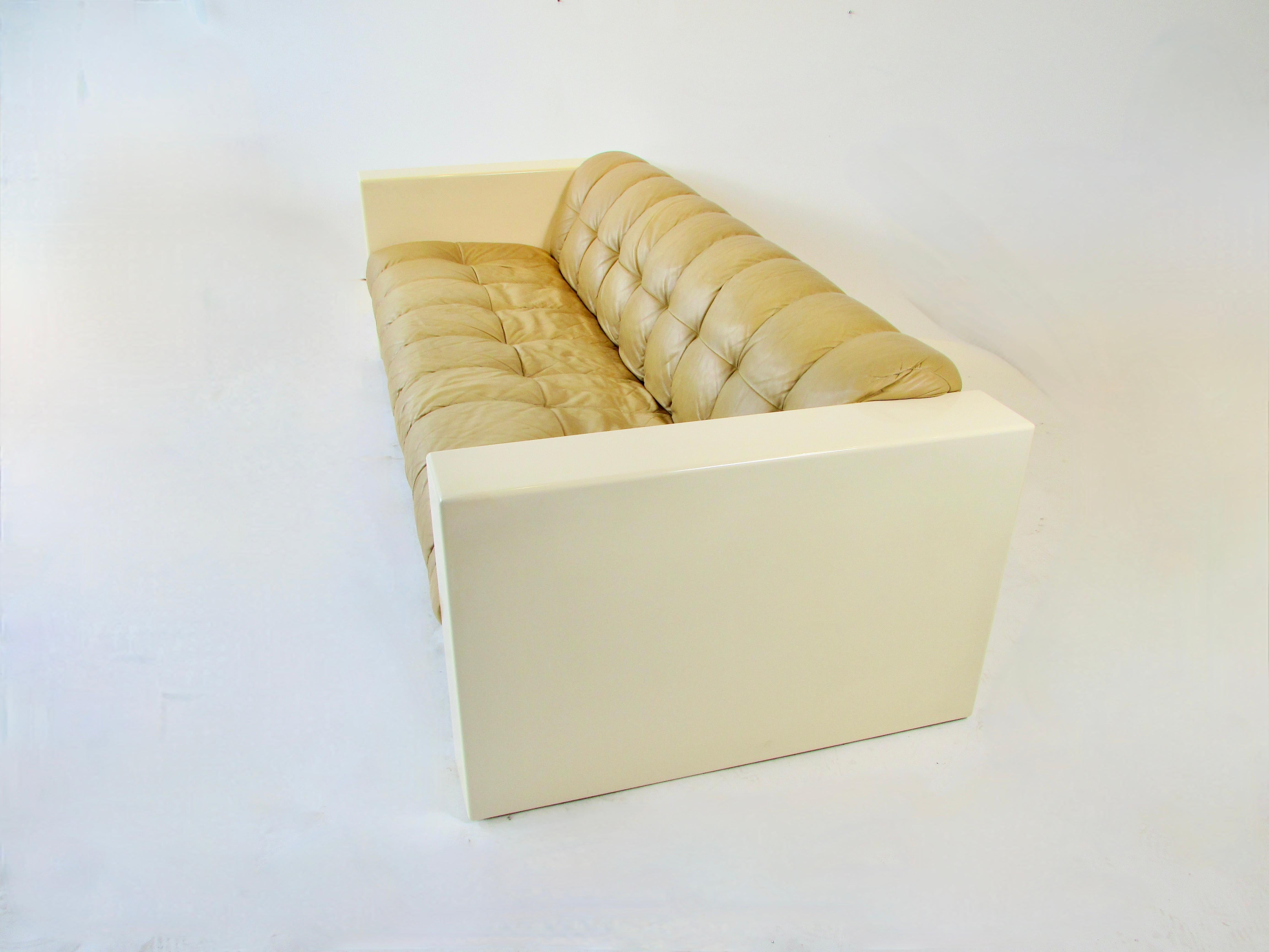 Jules Heumann  for Metropolitan furniture  leather sofa in fiberglass frame For Sale 1