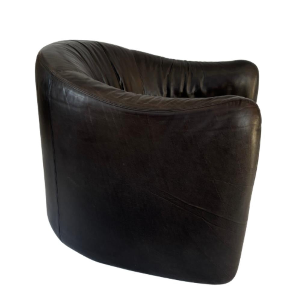 American Jules Heumann for Metropolitan Pair of Leather Club Chairs For Sale