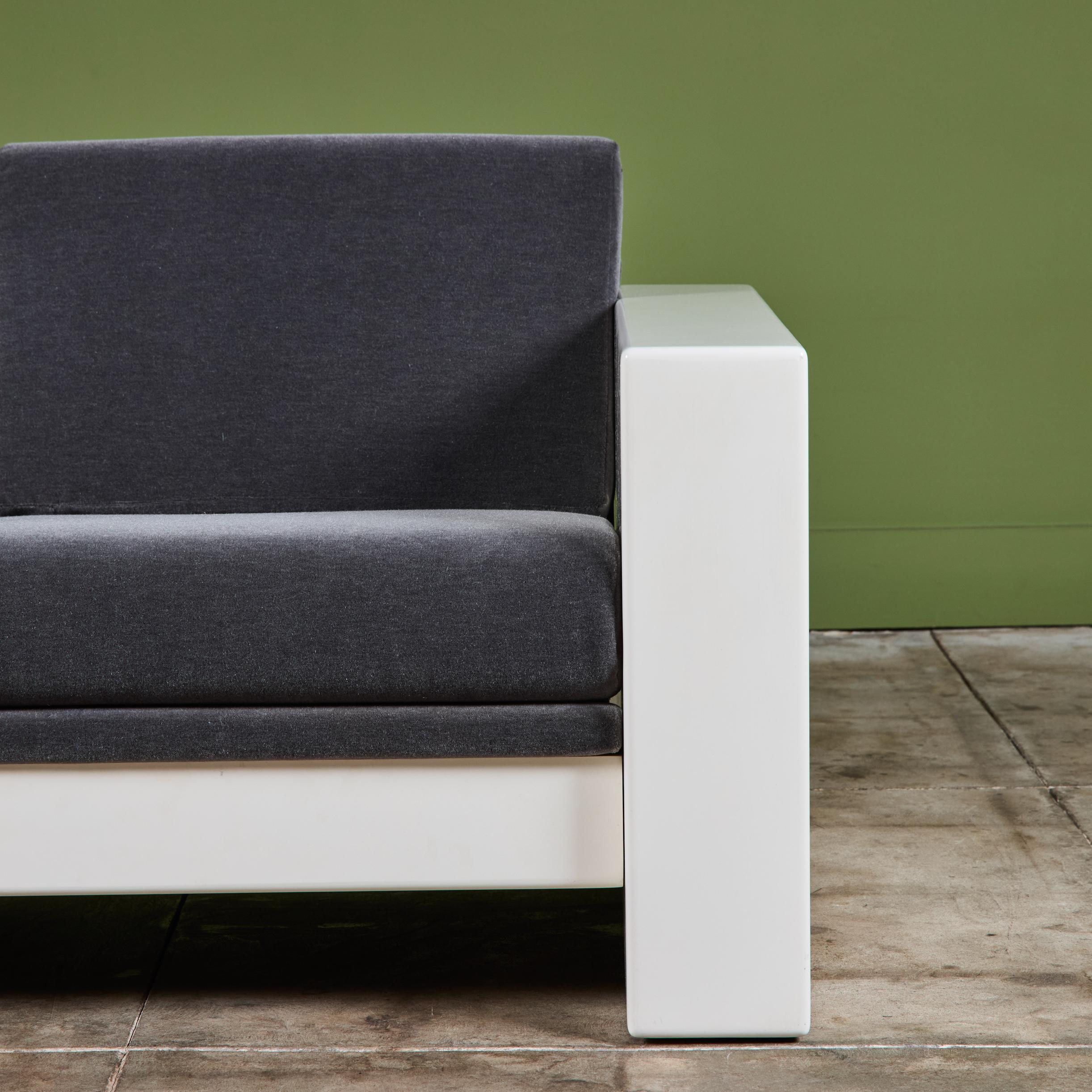 Jules Heumann Loveseat für Metropolitan Furniture im Angebot 8