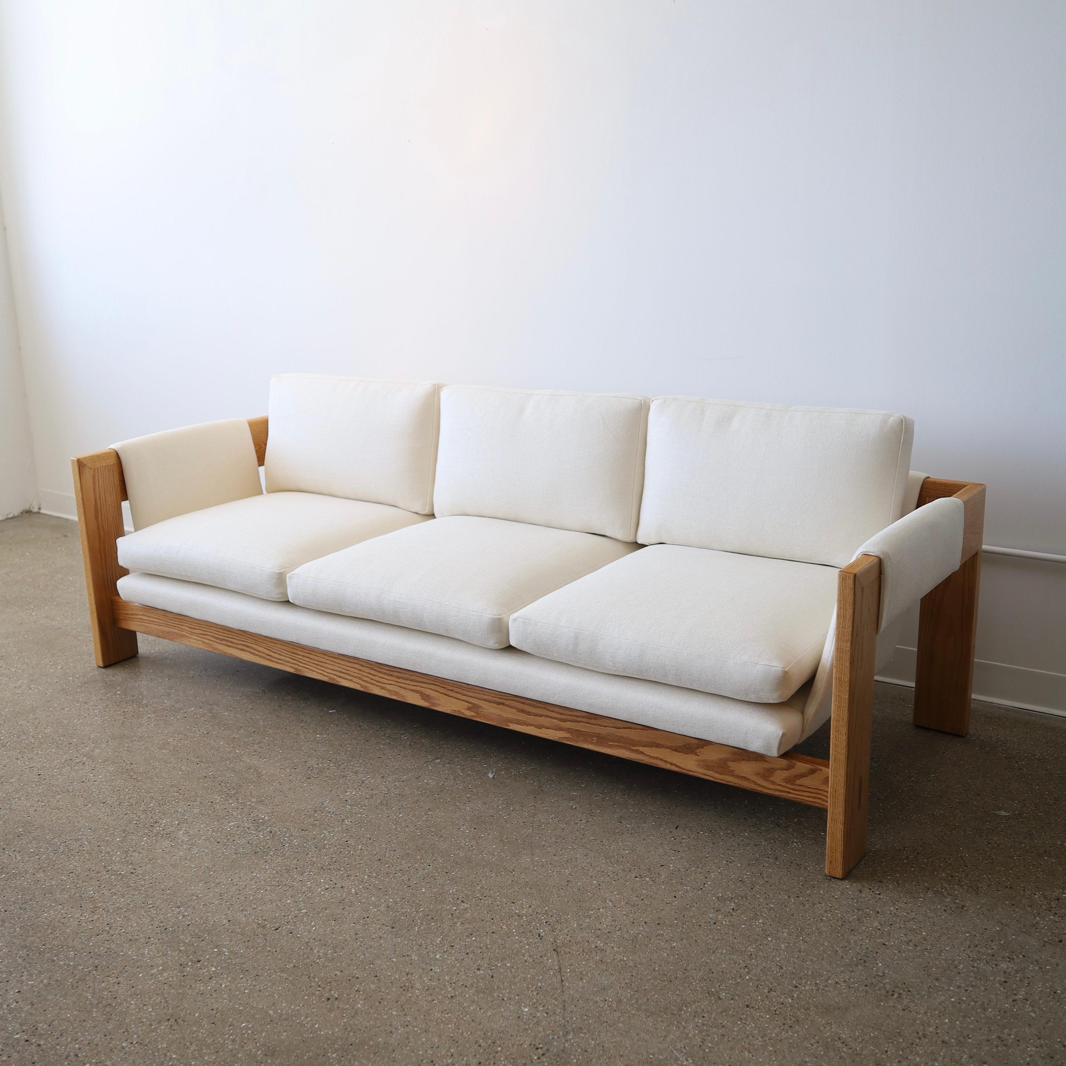 Mid-Century moderno Divano in quercia Jules Heumann 1960 ca. in vendita